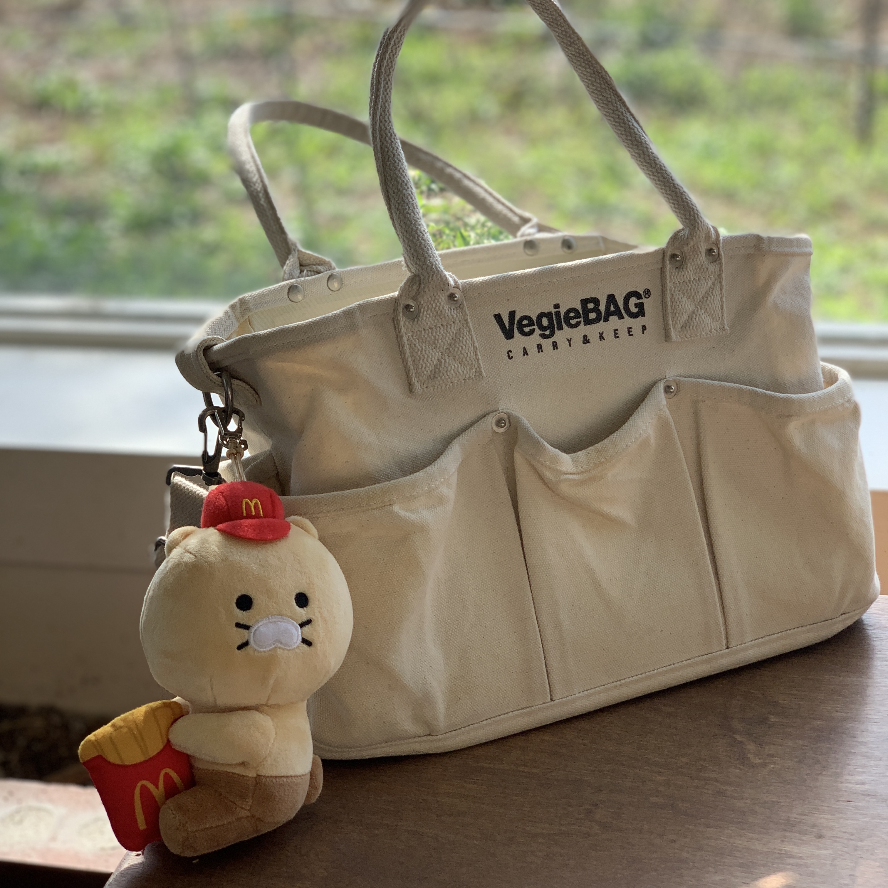 McDonald’s x Kakao Friends French Fries Choonsik Doll 착용 스타일