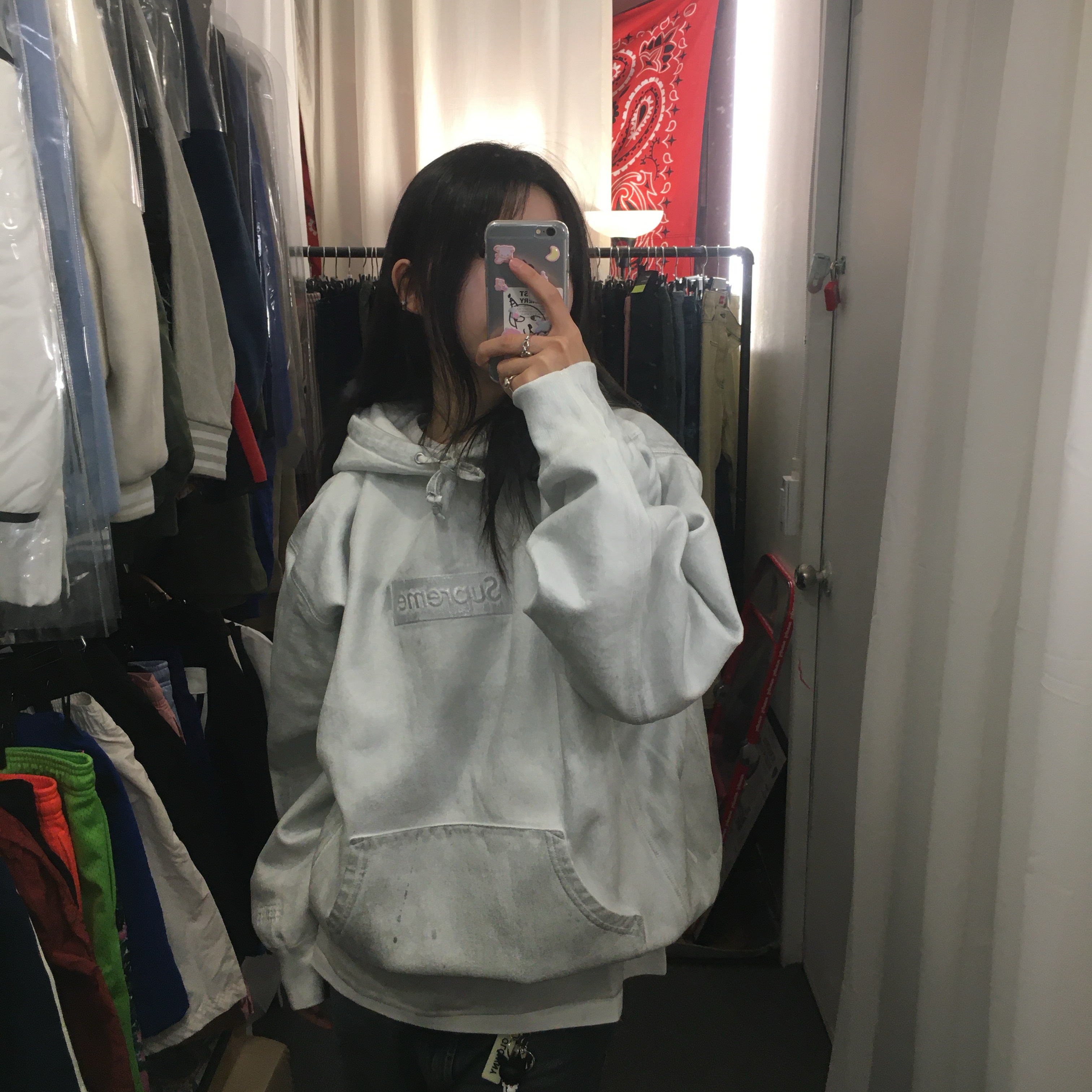 Supreme x MM6 Maison Margiela Foil Box Logo Hooded Sweatshirt White - 24SS 착용 스타일 - 3