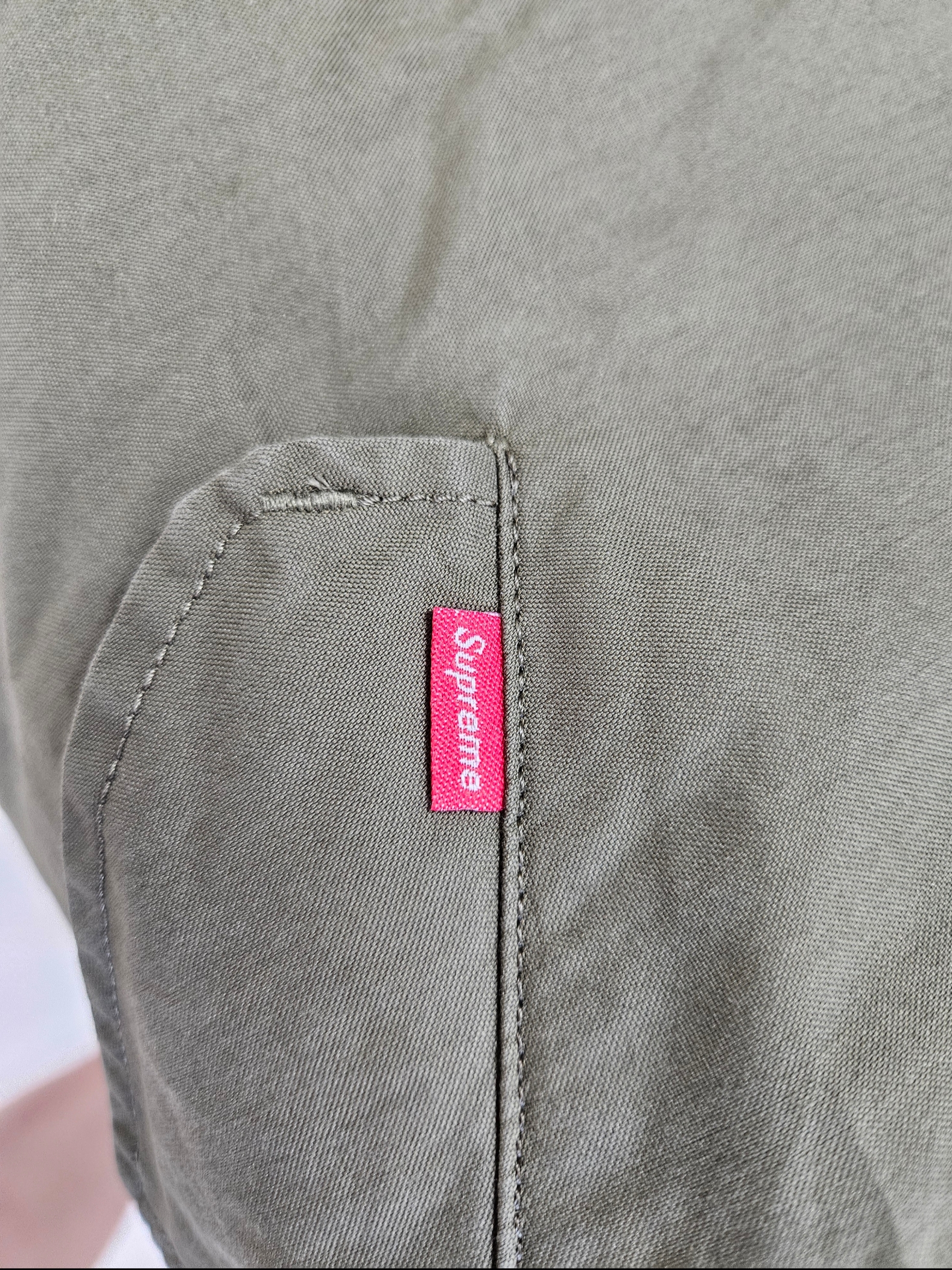 Supreme Futura Fishtail Parka Olive - 24SS 착용 스타일 - 2