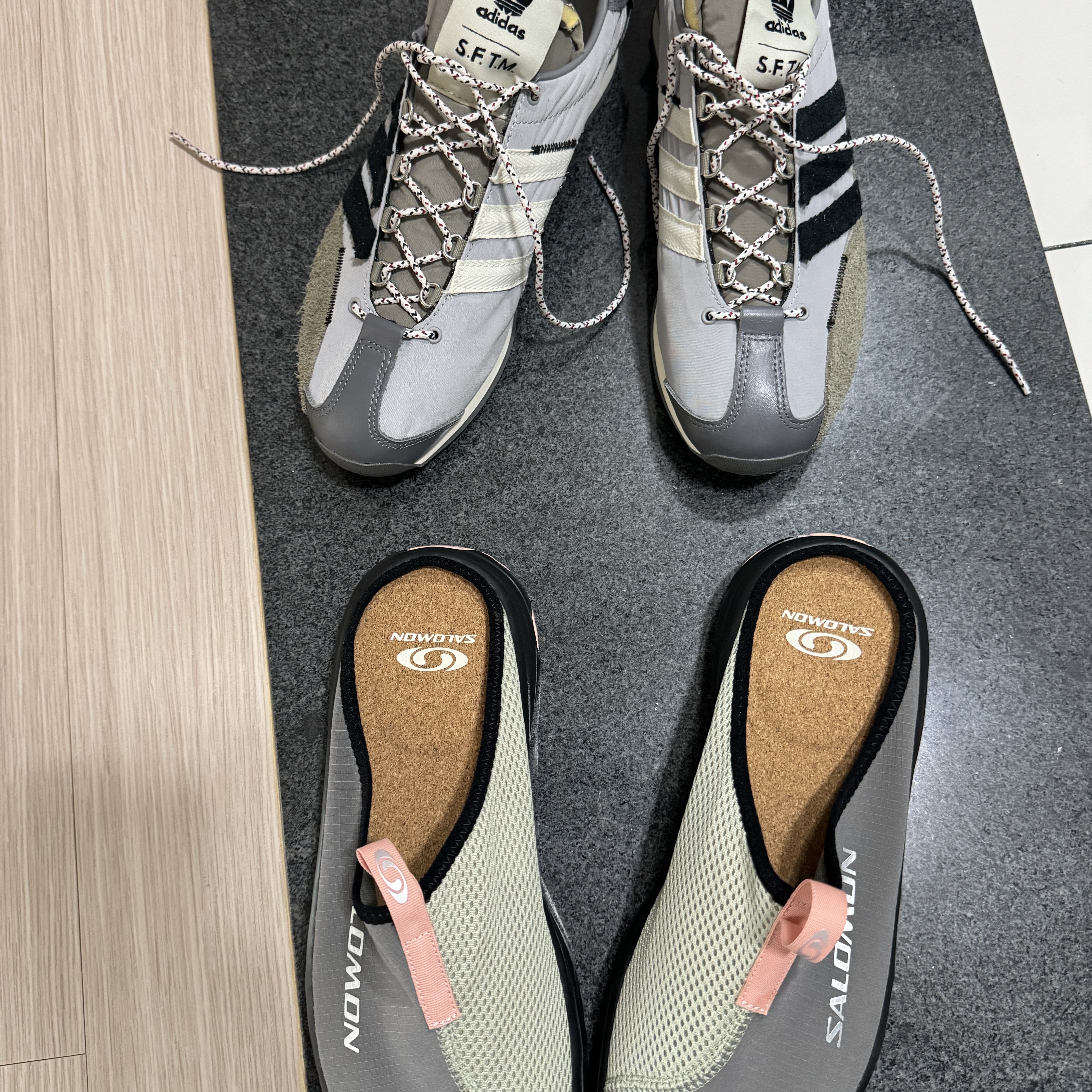 Salomon RX Slide 3.0 Pewter, Adidas x Song for the Mute Country OG Grey Two Core Black 착용 스타일