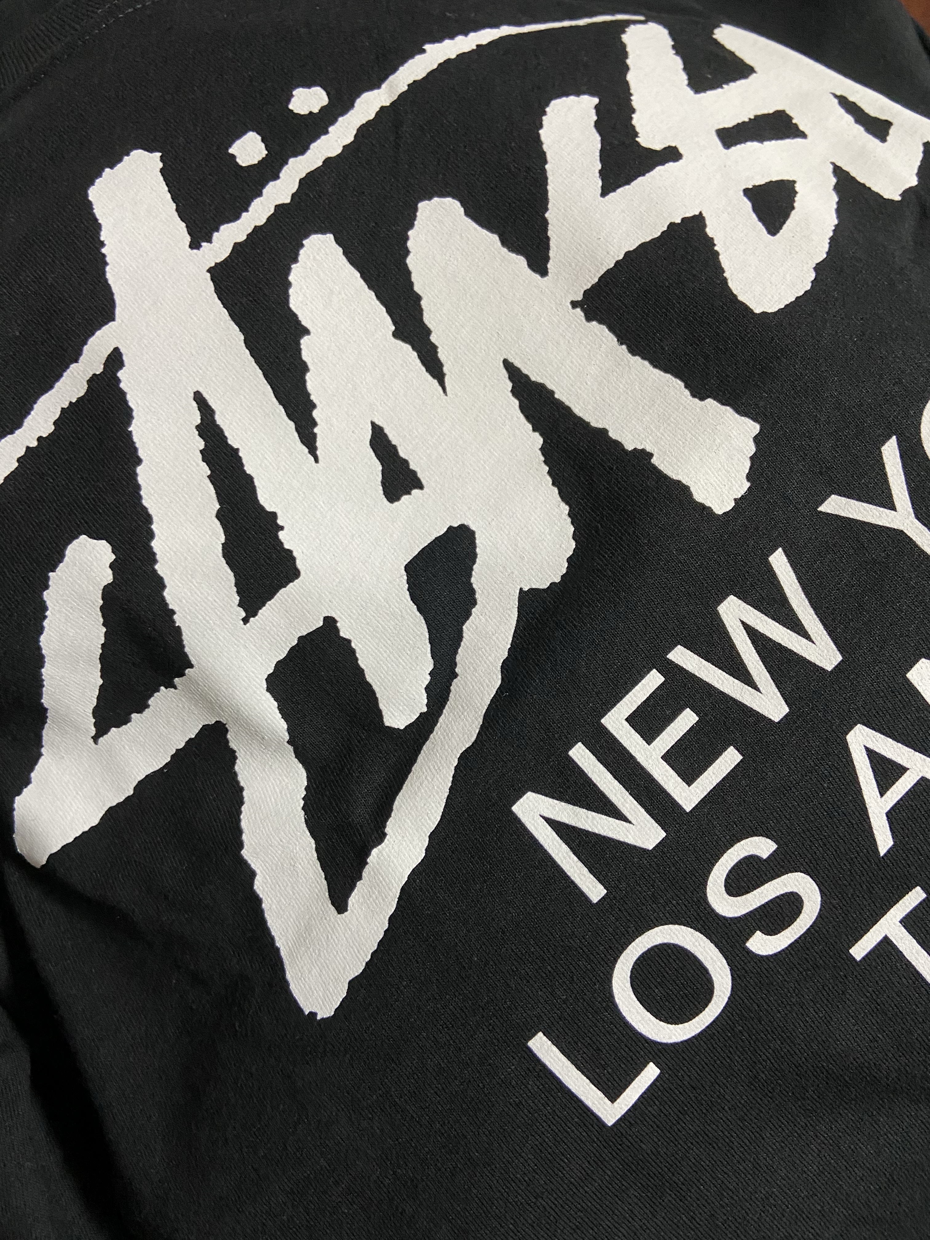Stussy World Tour LS T-Shirt Black 2023, Nike Air Force 1 '07 WB Flax 착용 스타일 - 2