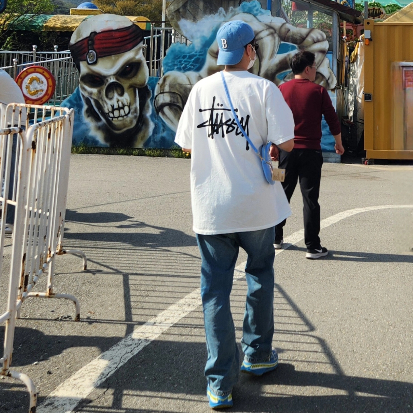 Stussy Basic Stussy T-Shirt White 2024, 2025 착용 스타일 - 1