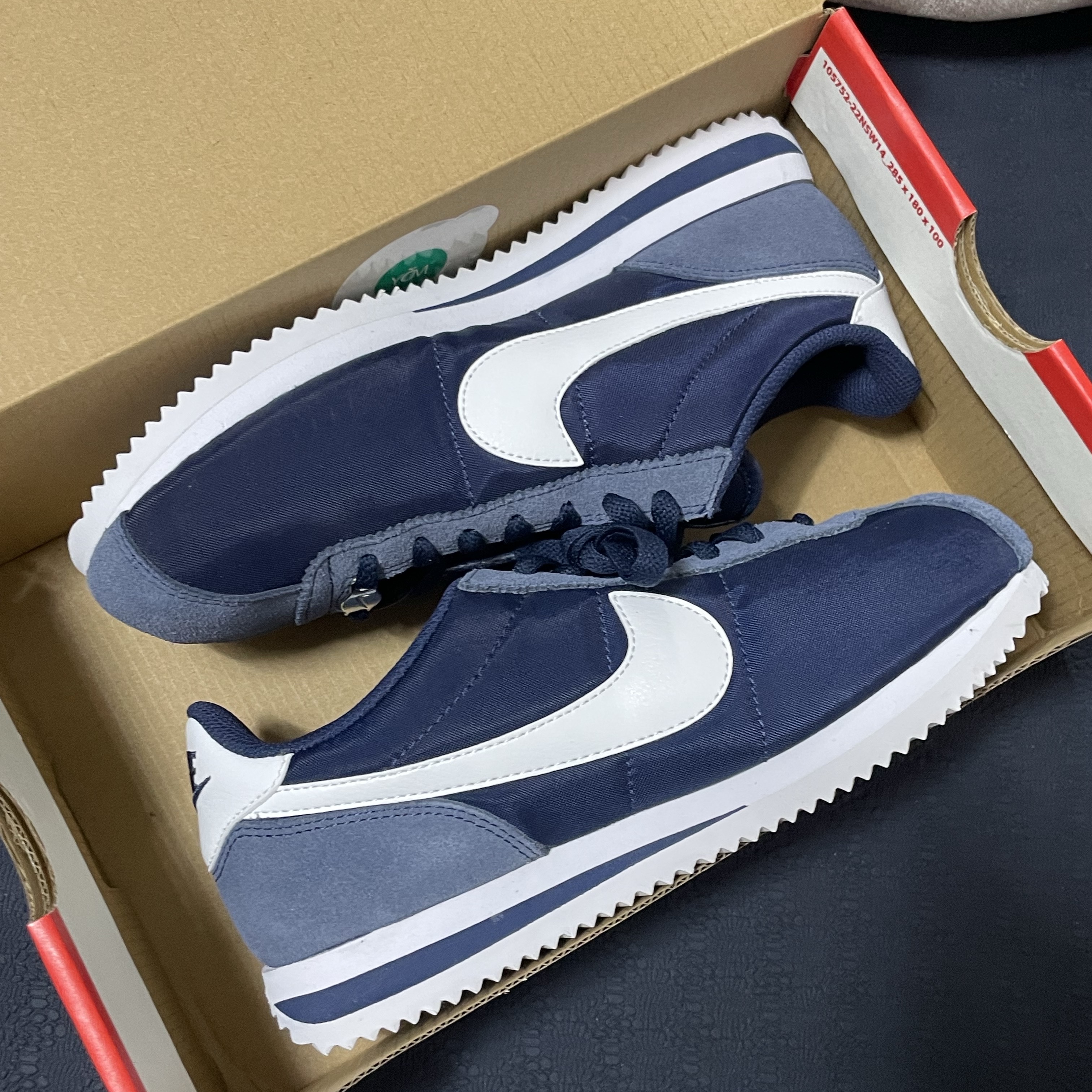 (W) Nike Cortez Midnight Navy 착용 스타일