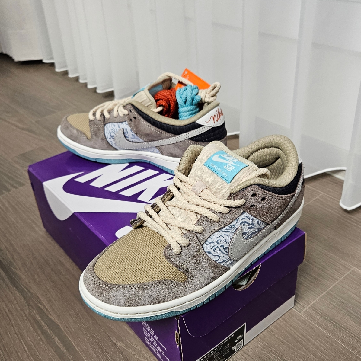 Nike SB Dunk Low Pro Big Money Saving 착용 스타일 - 1