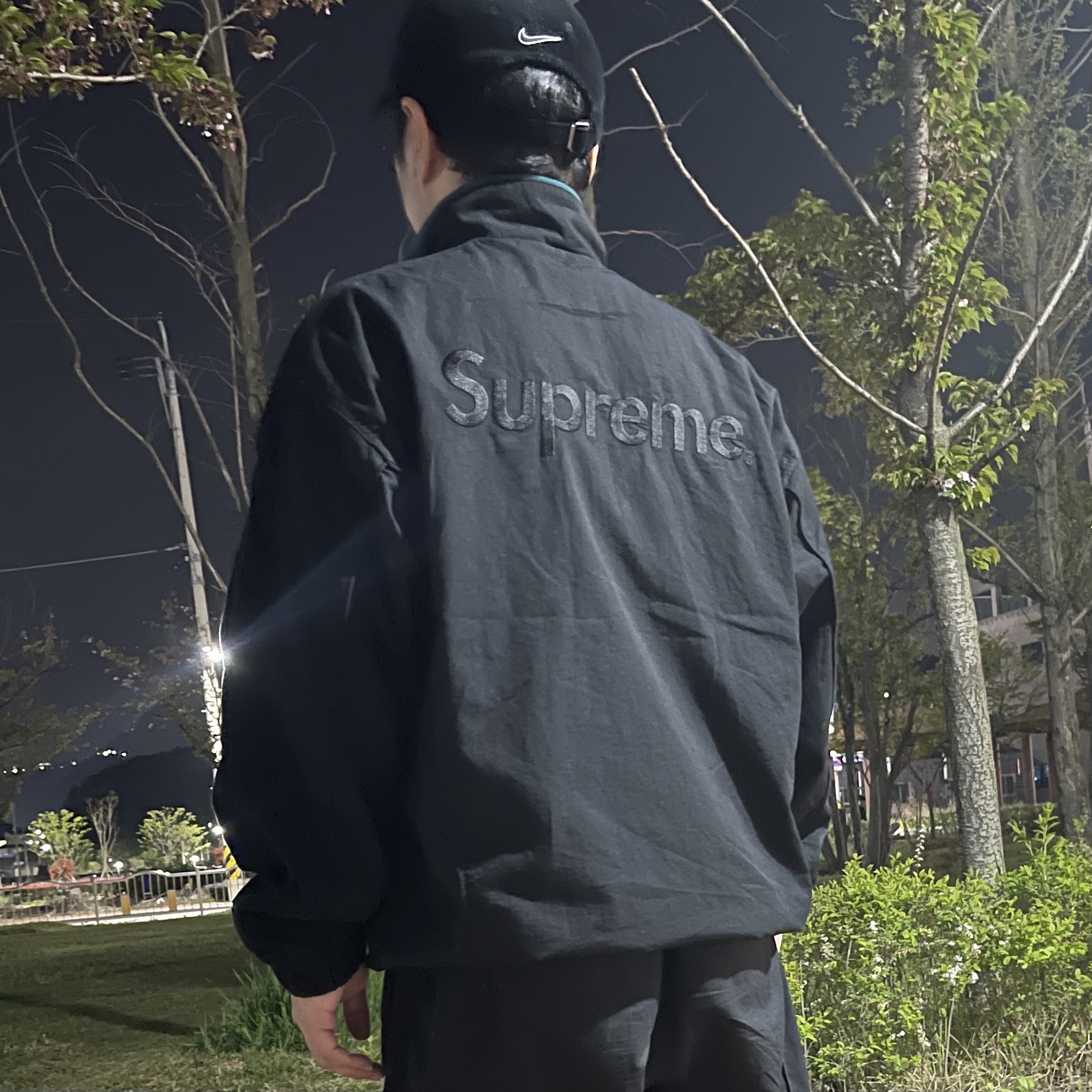 Supreme x Umbro Cotton Ripstop Track Jacket Black - 23FW, Supreme x Umbro Cotton Ripstop Track Pants Black - 23FW 착용 스타일