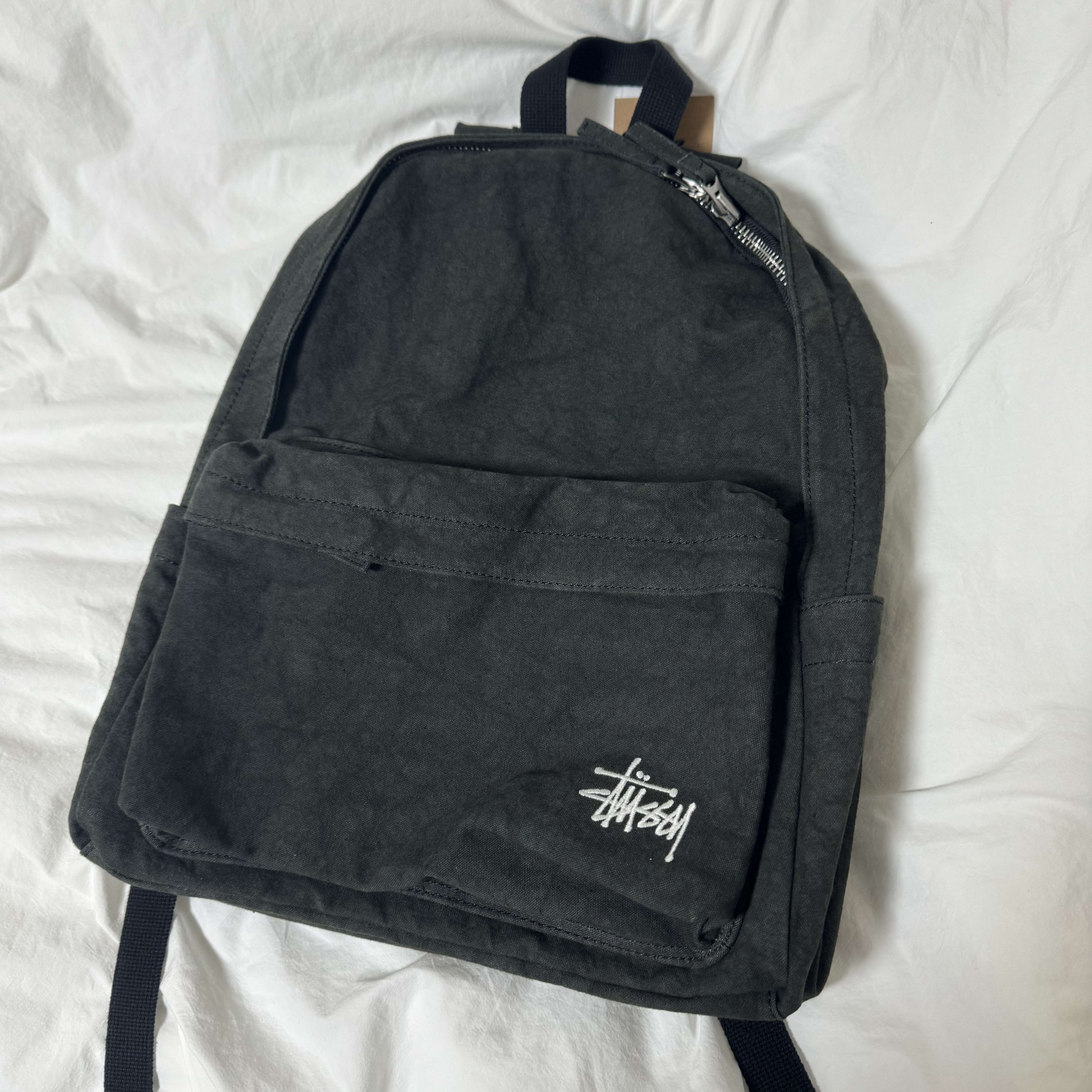 Stussy Canvas Backpack Washed Black 착용 스타일