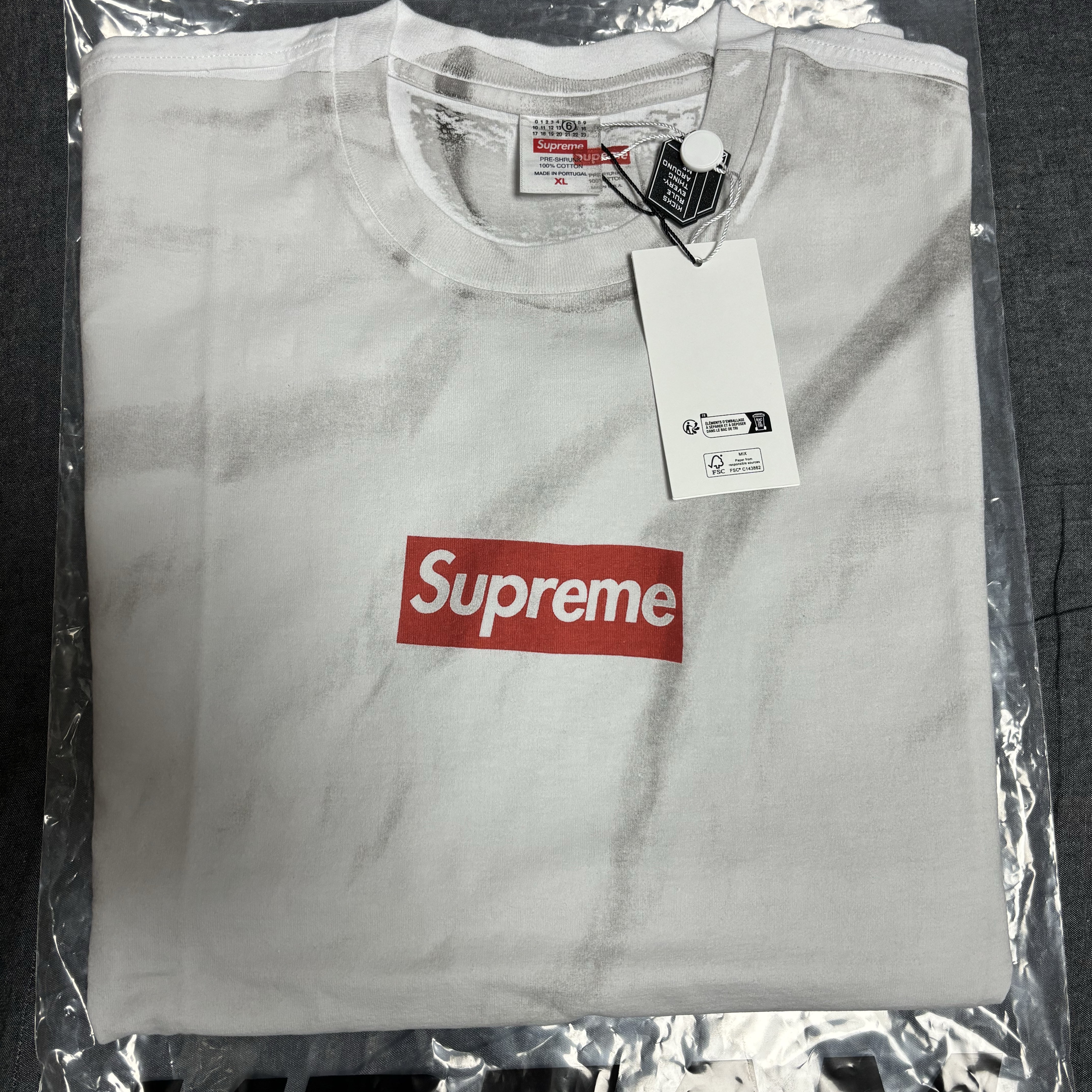 Supreme x MM6 Maison Margiela Box Logo T-Shirt White - 24SS 착용 스타일