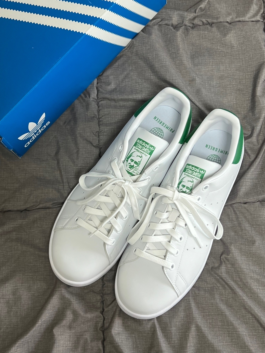 Adidas Stan Smith Vegan White Green, Adidas Stan Smith White Green OG 착용 스타일 - 1