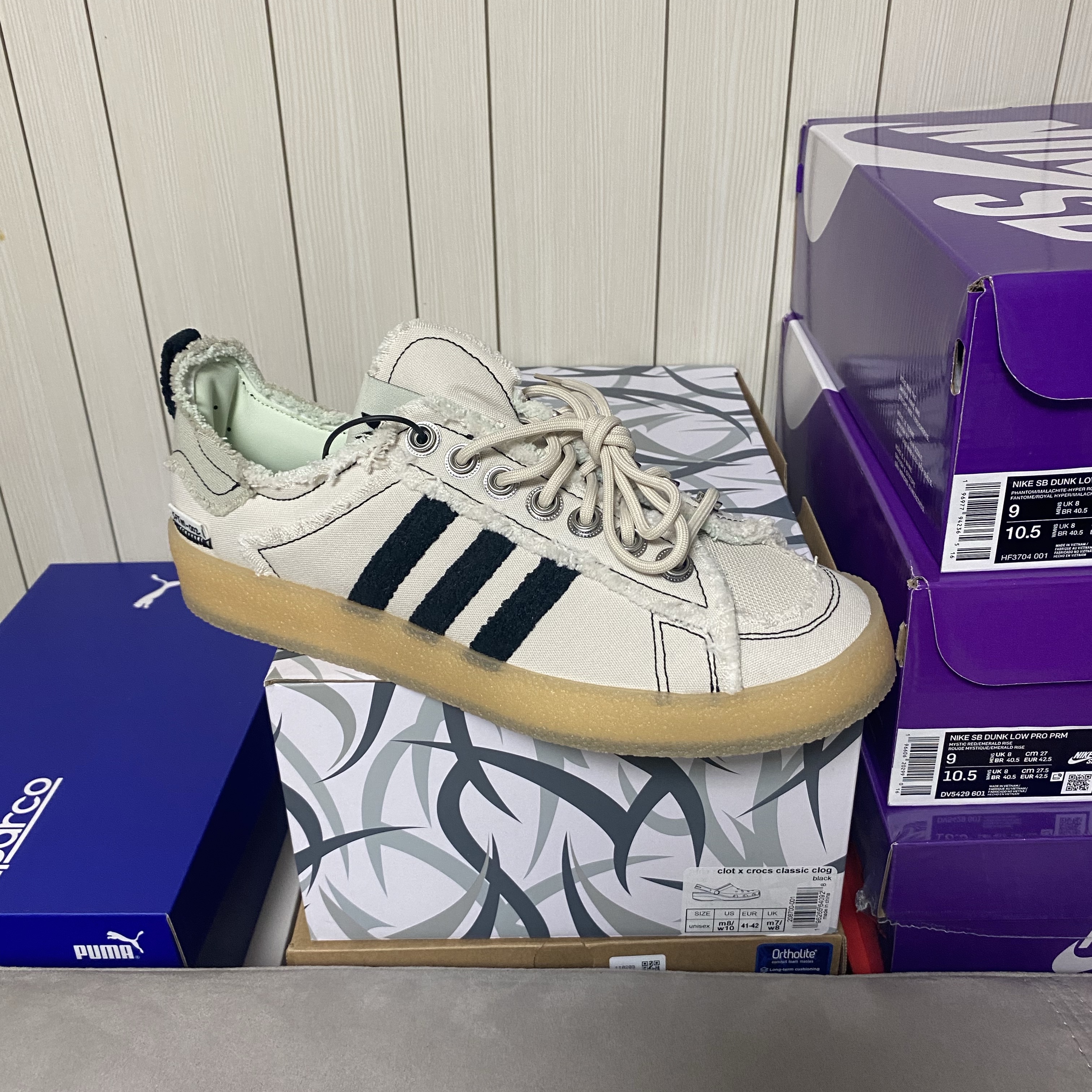 Adidas x Song for the Mute Campus 80s Bliss Core Black 착용 스타일 - 2