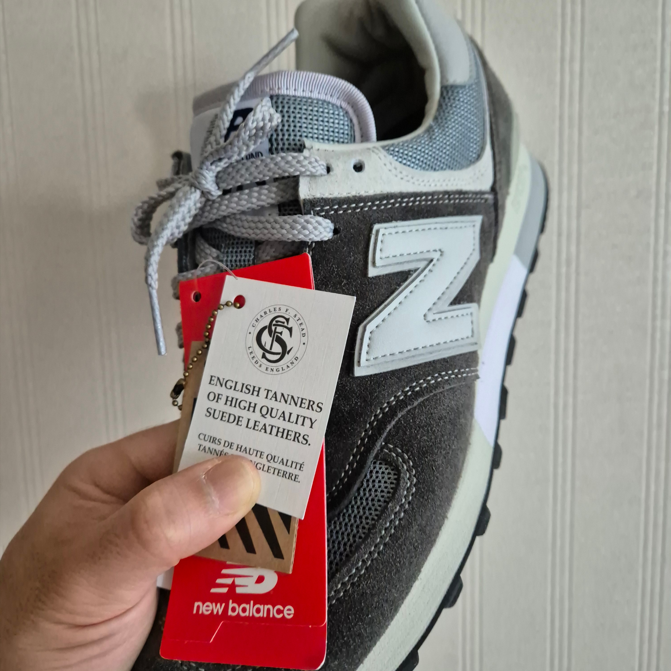 New Balance 576 Made in UK Grey 착용 스타일 - 2