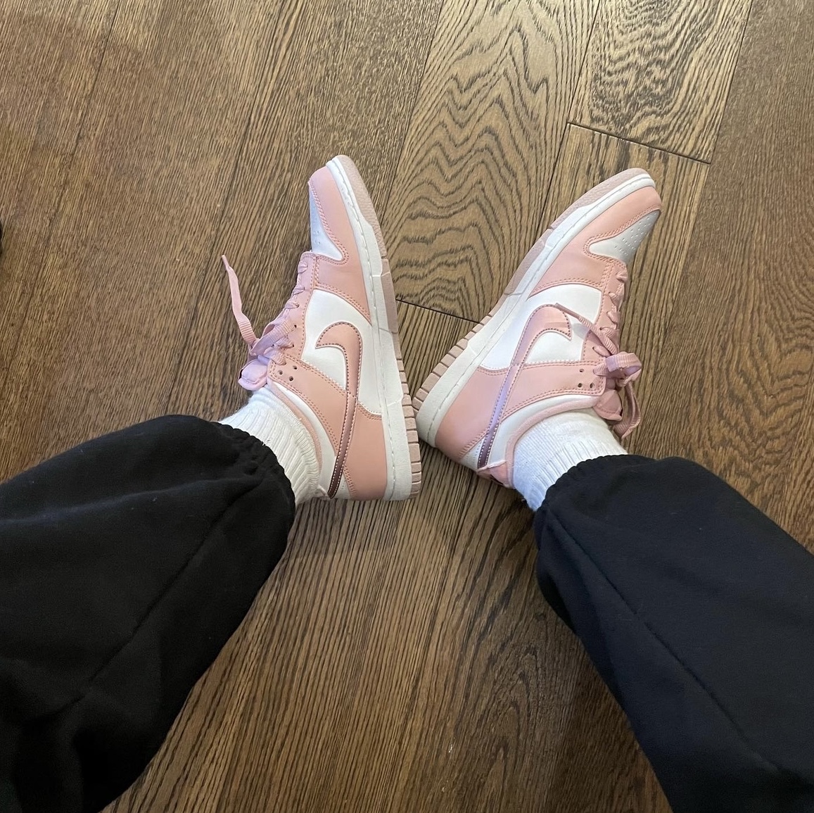 (GS) Nike Dunk Low Pink Velvet 착용 스타일