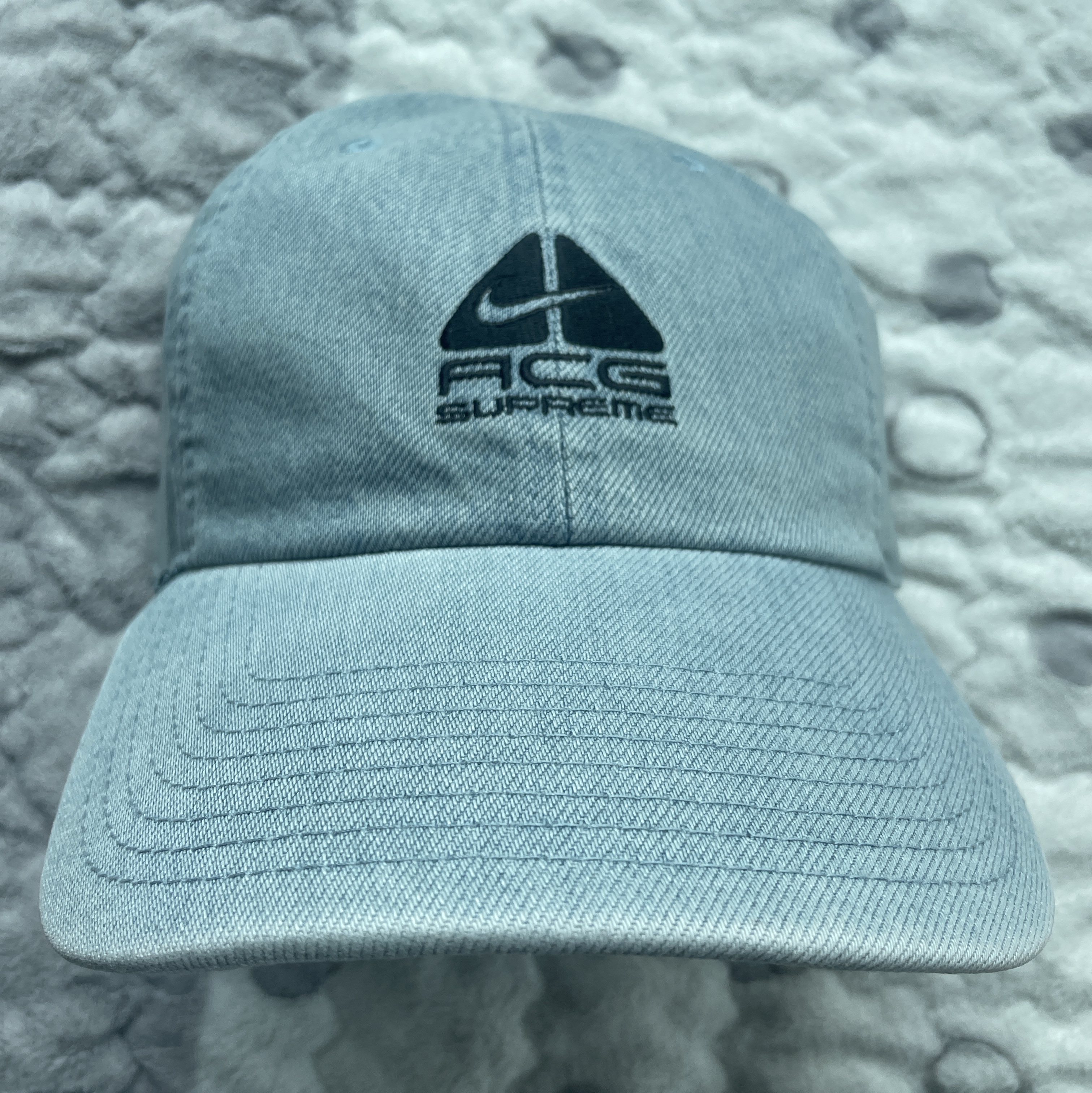 Supreme x Nike ACG Denim 6-Panel Washed Blue - 22FW 착용 스타일