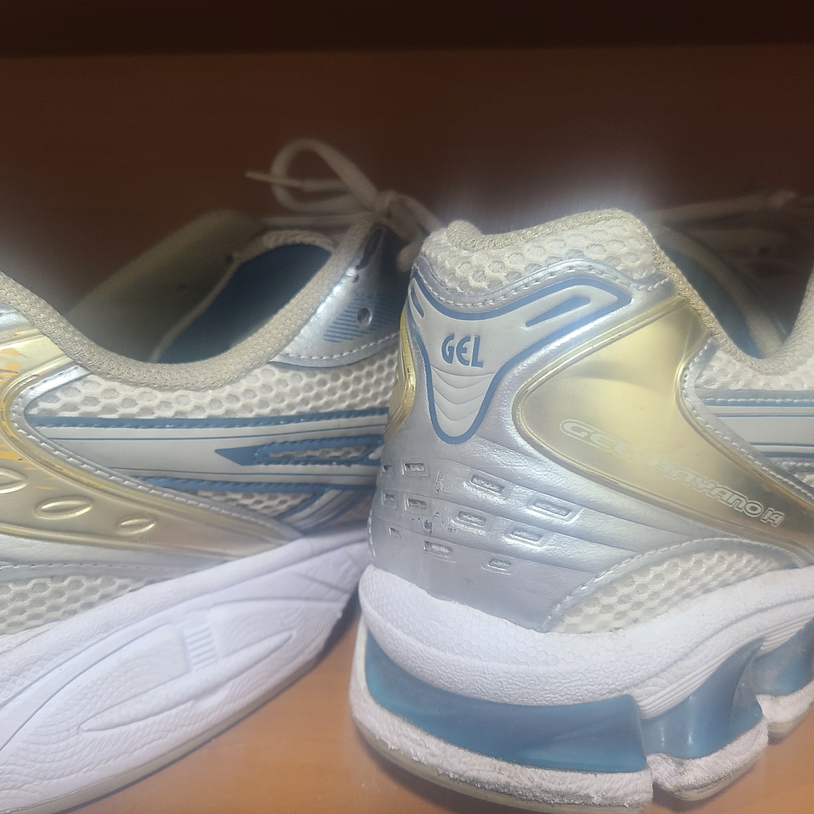Asics Gel-Kayano 14 Cream Pure Silver 착용 스타일