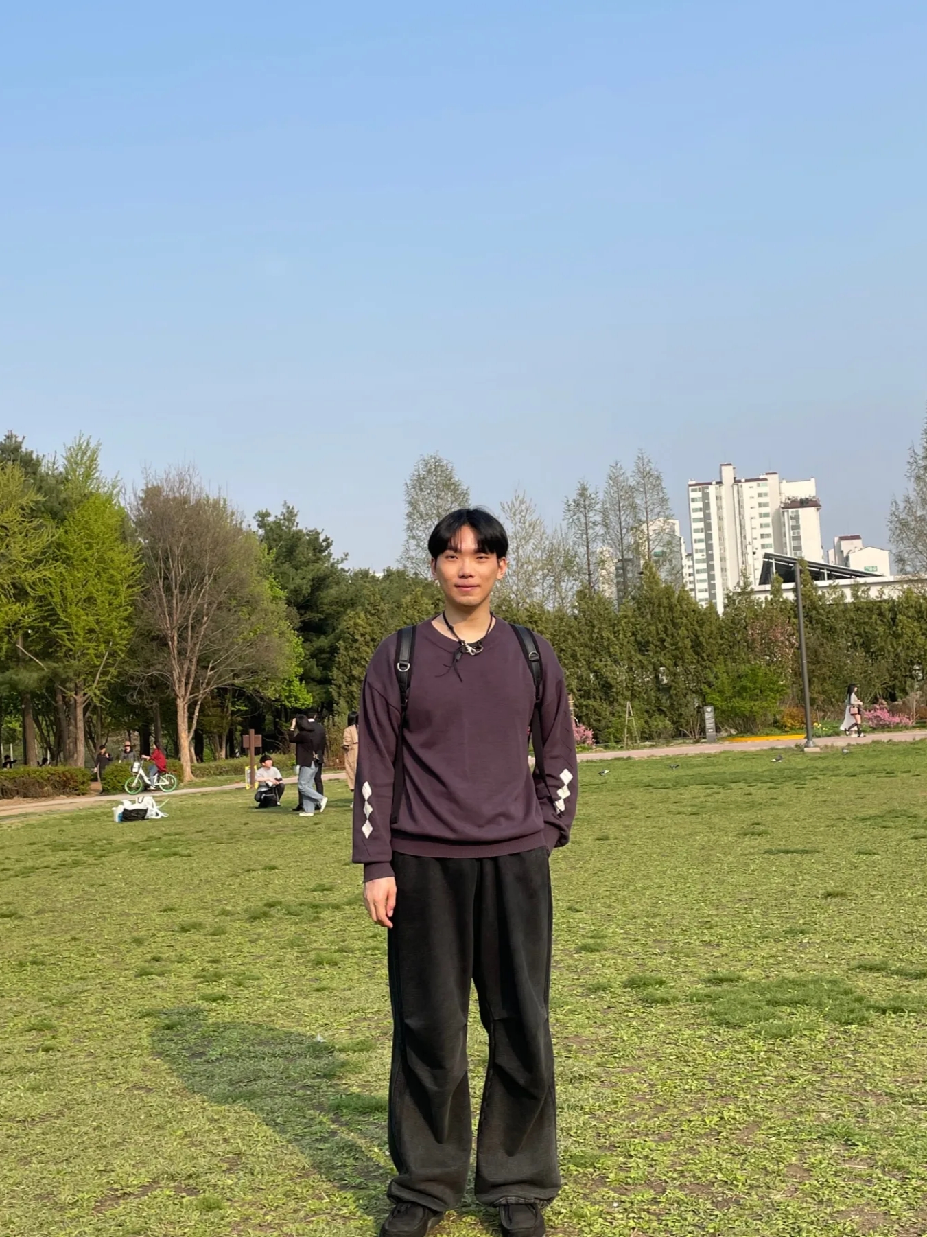 GU Real Leather Moccasin Shoes Black 착용 스타일 - 2