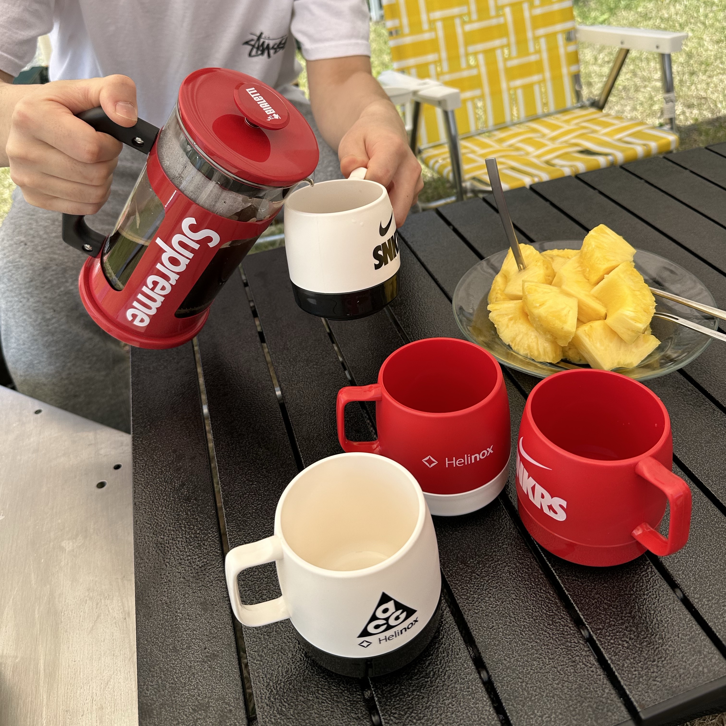 Supreme x Bialetti 8-Cup French Press Red - 24SS, Snow Peak Jikaro Table 착용 스타일 - 1