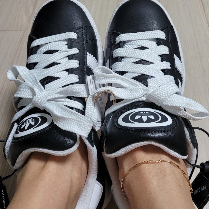 Adidas Campus 00s Core Black White 착용 스타일