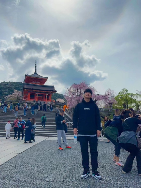 Supreme Bandana Box Logo Hooded Sweatshirt Black - 19FW, NIke x Atmos Air Max 1 Elephant 2017 착용 스타일 - 1