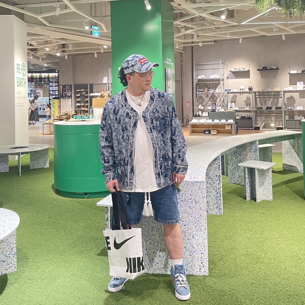 Nike x Supreme SB Zoom Blazer Mid QS 2 Industrial Blue, Supreme Fat Tip Jacquard Denim Camp Cap Blue - 22SS 착용 스타일 - 1