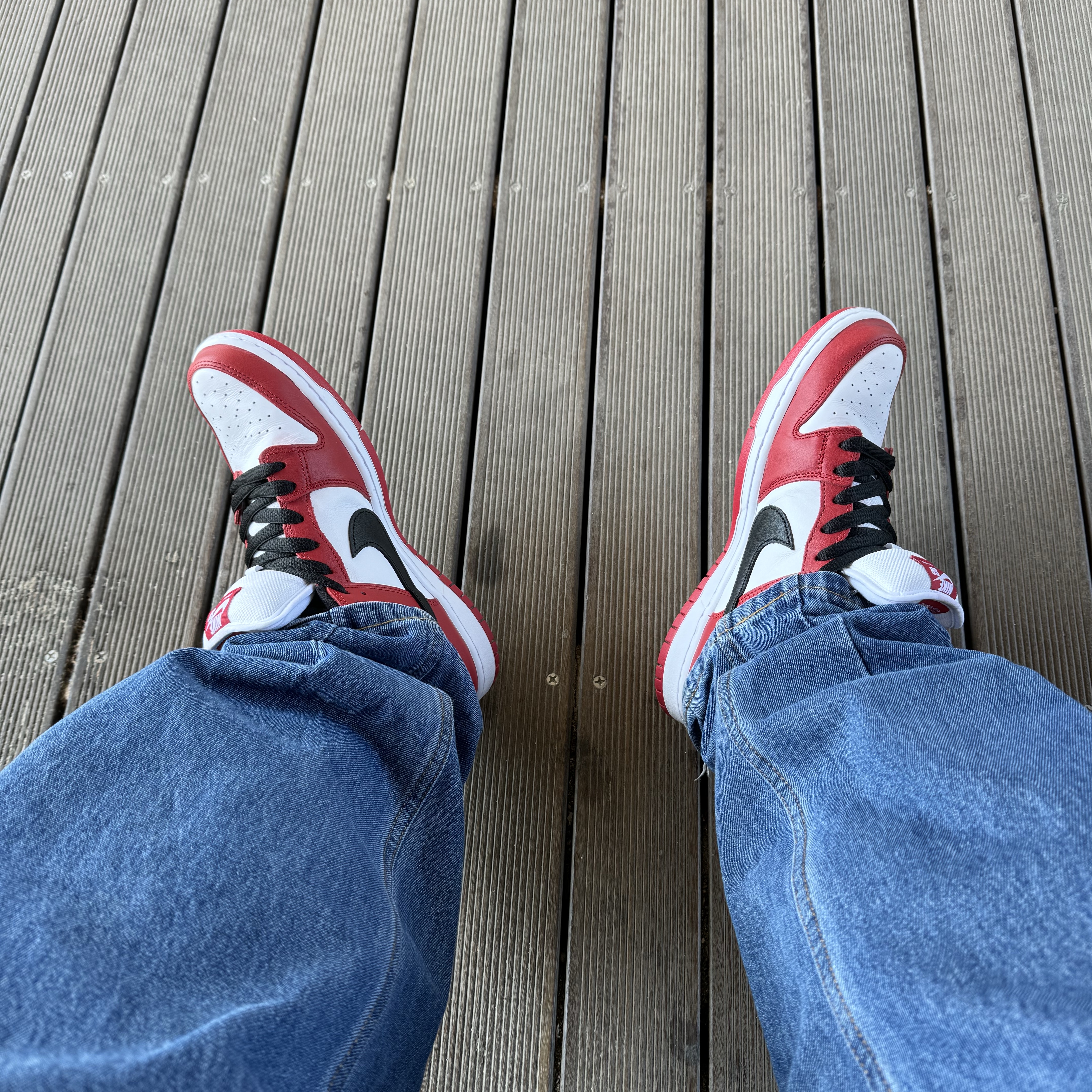 Nike SB Dunk Low Pro Chicago 착용 스타일 - 2