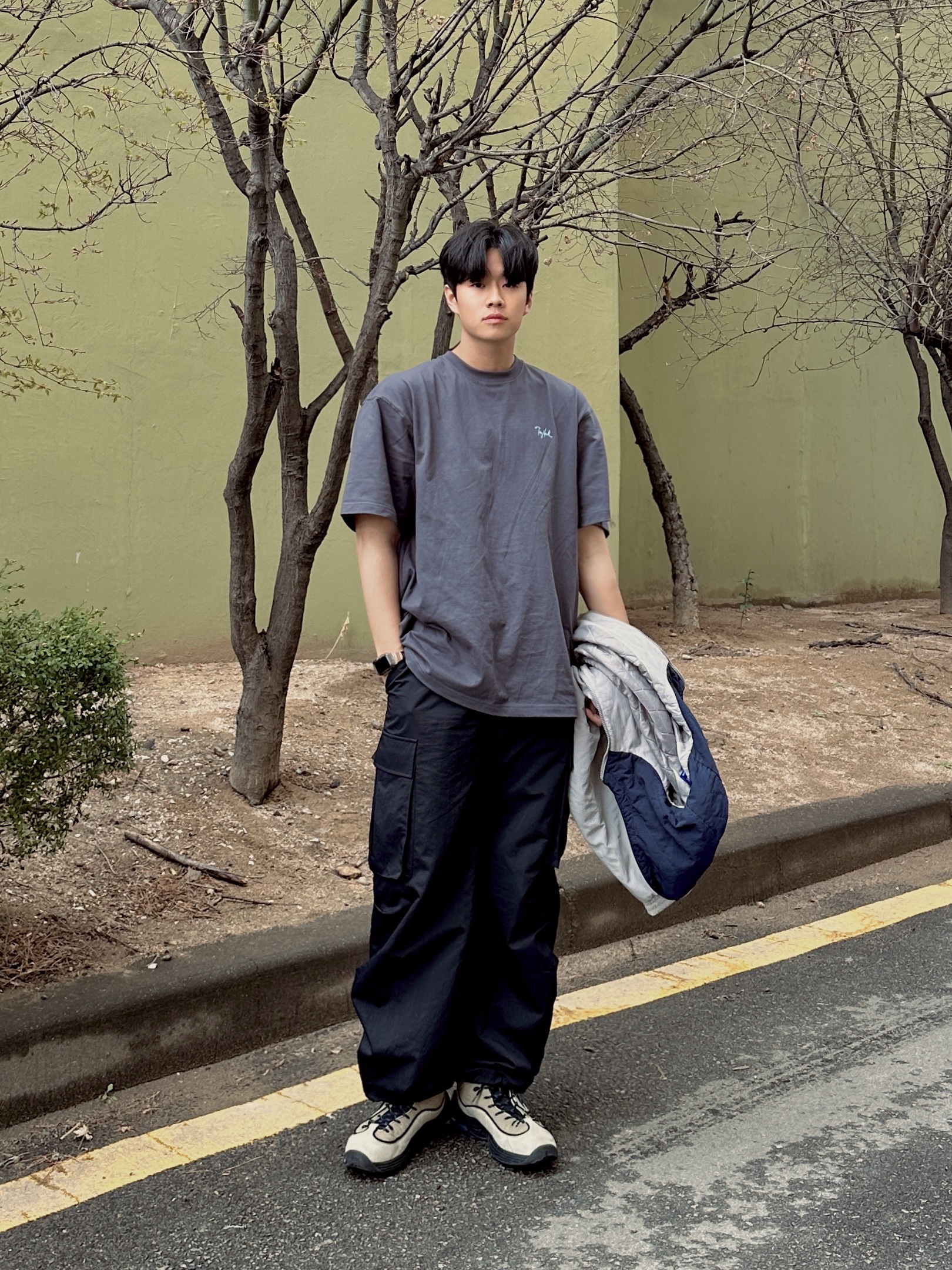 Nike x Stussy Air Penny II Rattan and Limestone 착용 스타일 - 1