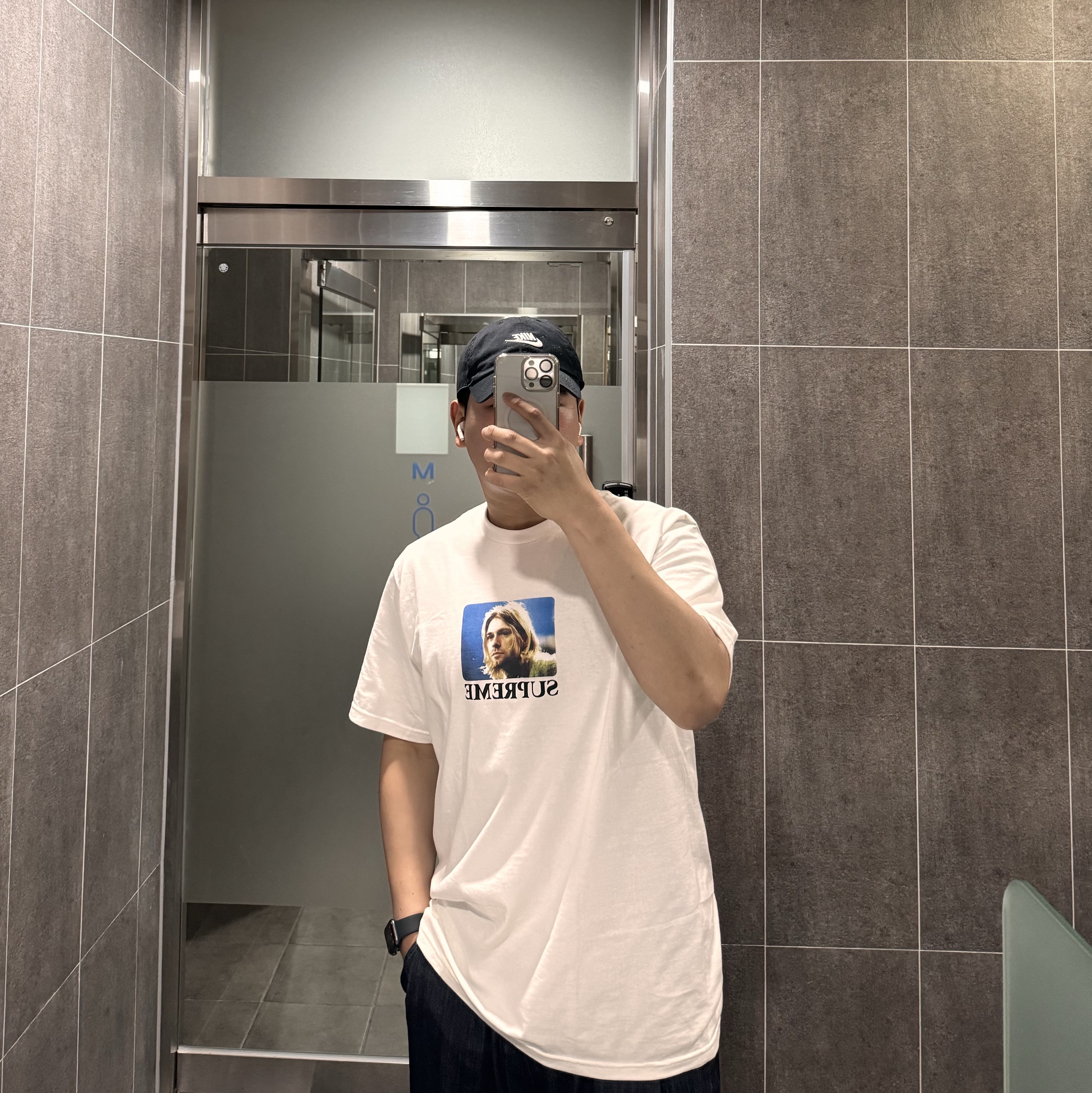 Supreme Kurt Cobain T-Shirt White - 23SS 착용 스타일