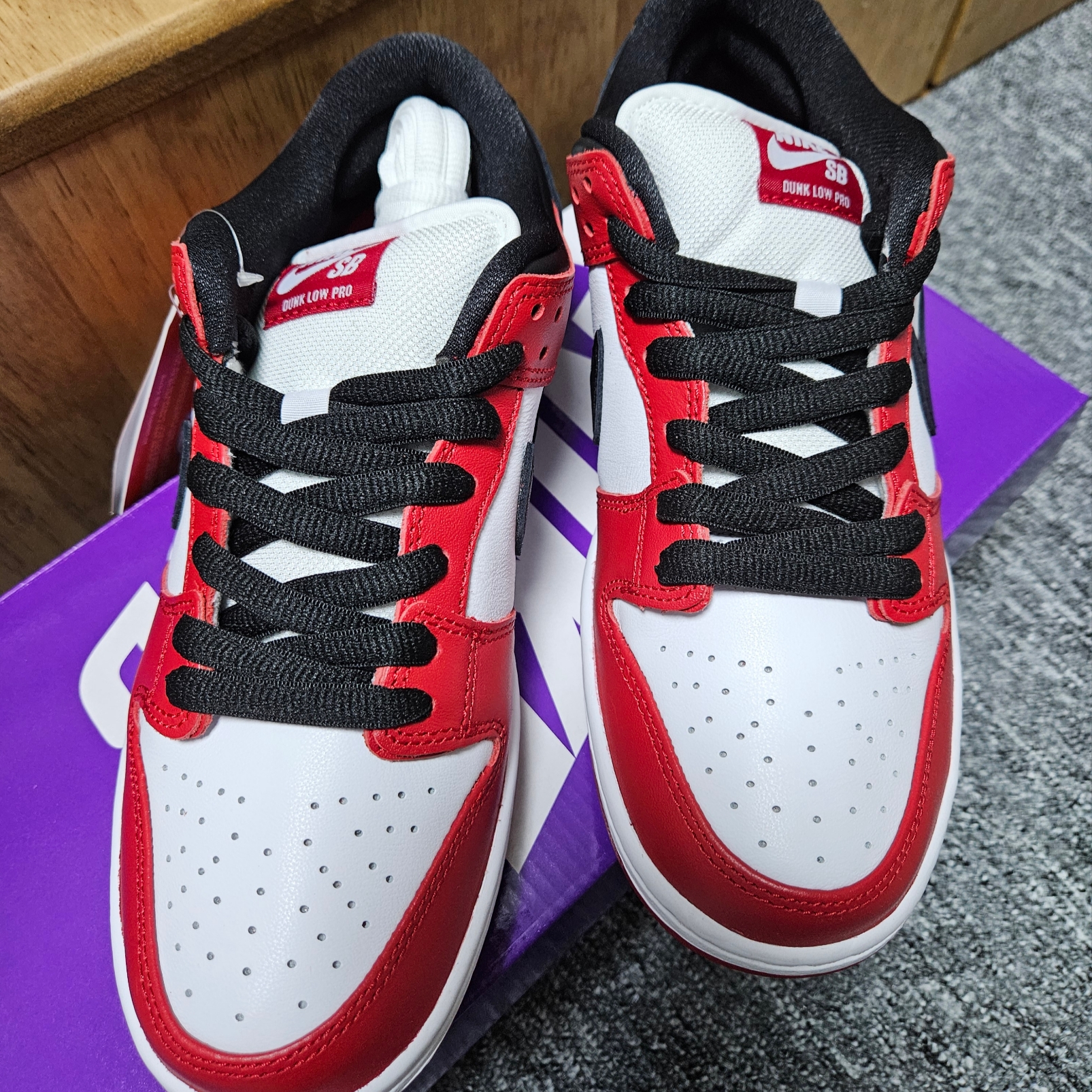 Nike SB Dunk Low Pro Chicago 착용 스타일 - 2
