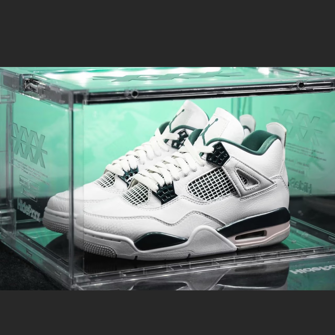 Jordan 4 Retro Oxidized Green 착용 스타일 - 2