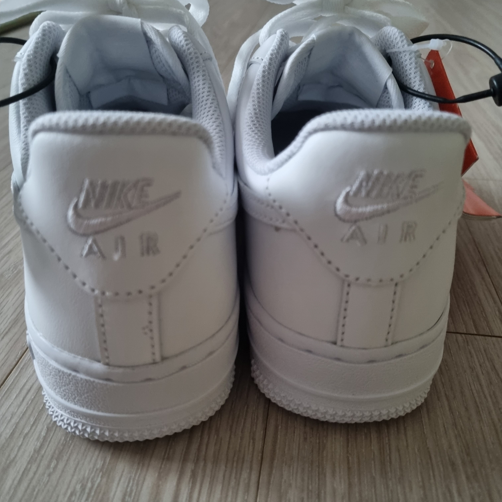 (W) Nike Air Force 1 '07 Low White 착용 스타일 - 3