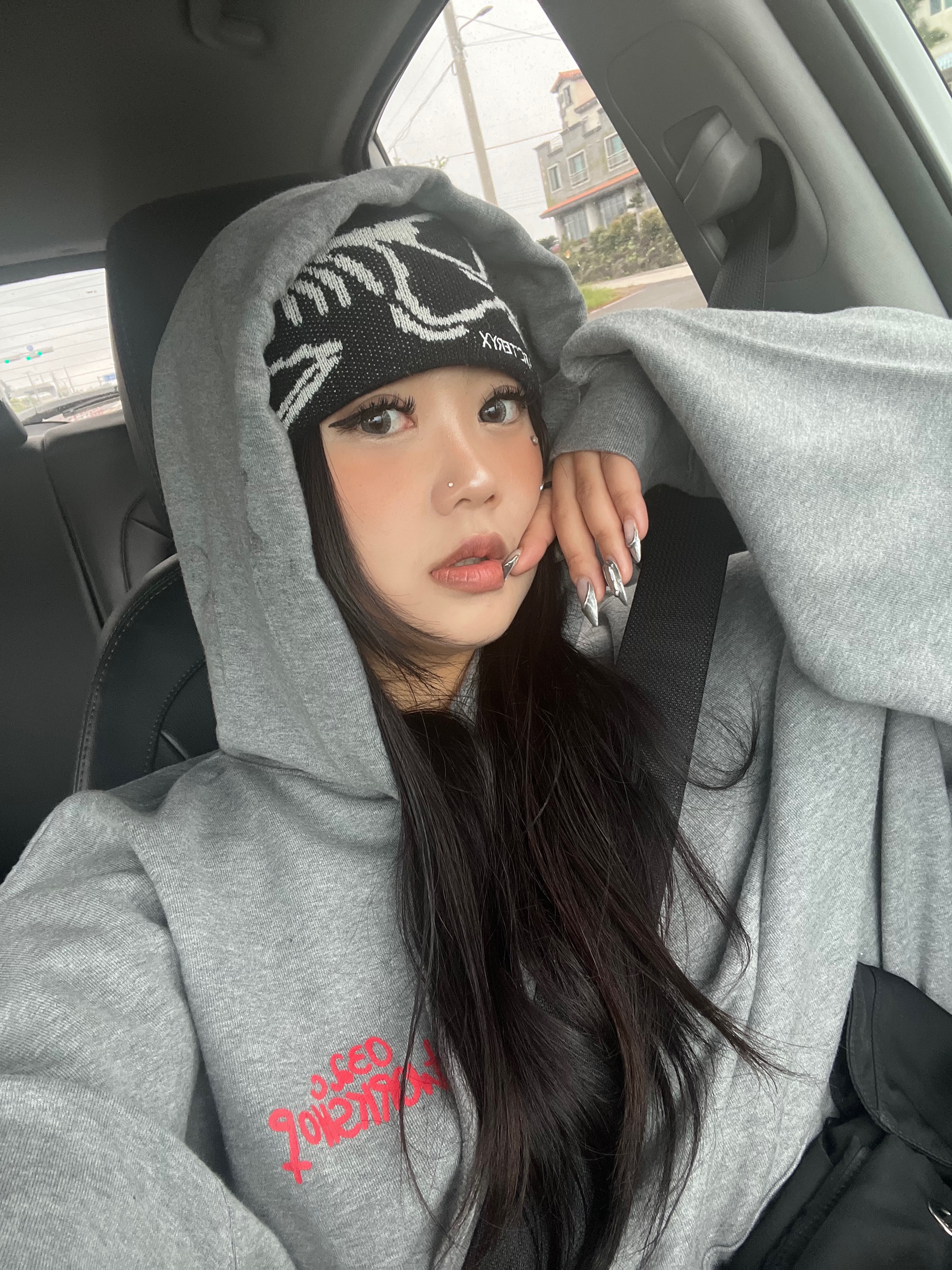 Arc'teryx Bird Head Toque Orca, 032c Mayhem Bubble Hoodie Grey Melange 착용 스타일 - 1