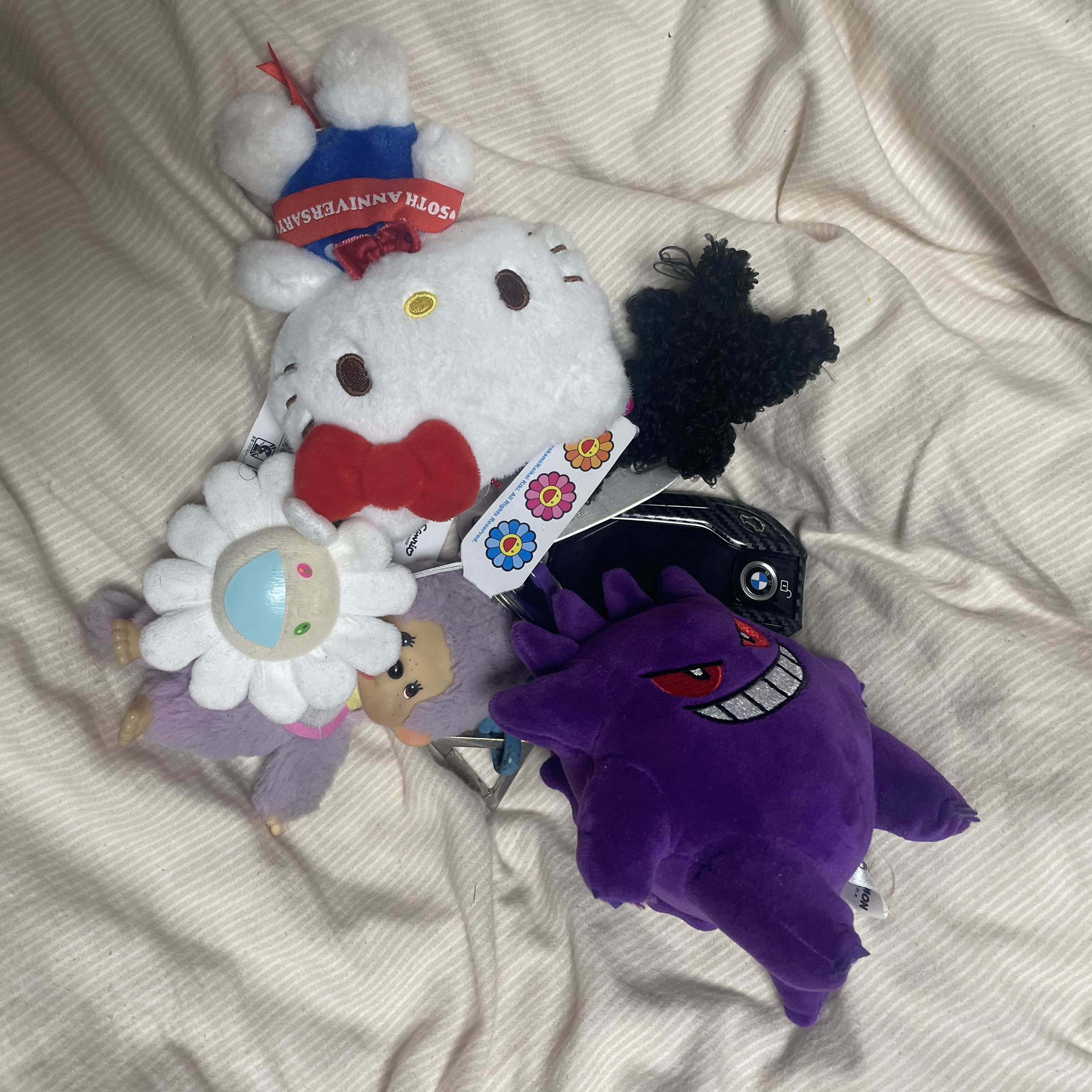 Maison Margiela Tabi Bottle Opener Keyring, Squishmallows x Pokemon Gengar 14 Inch Plush 착용 스타일