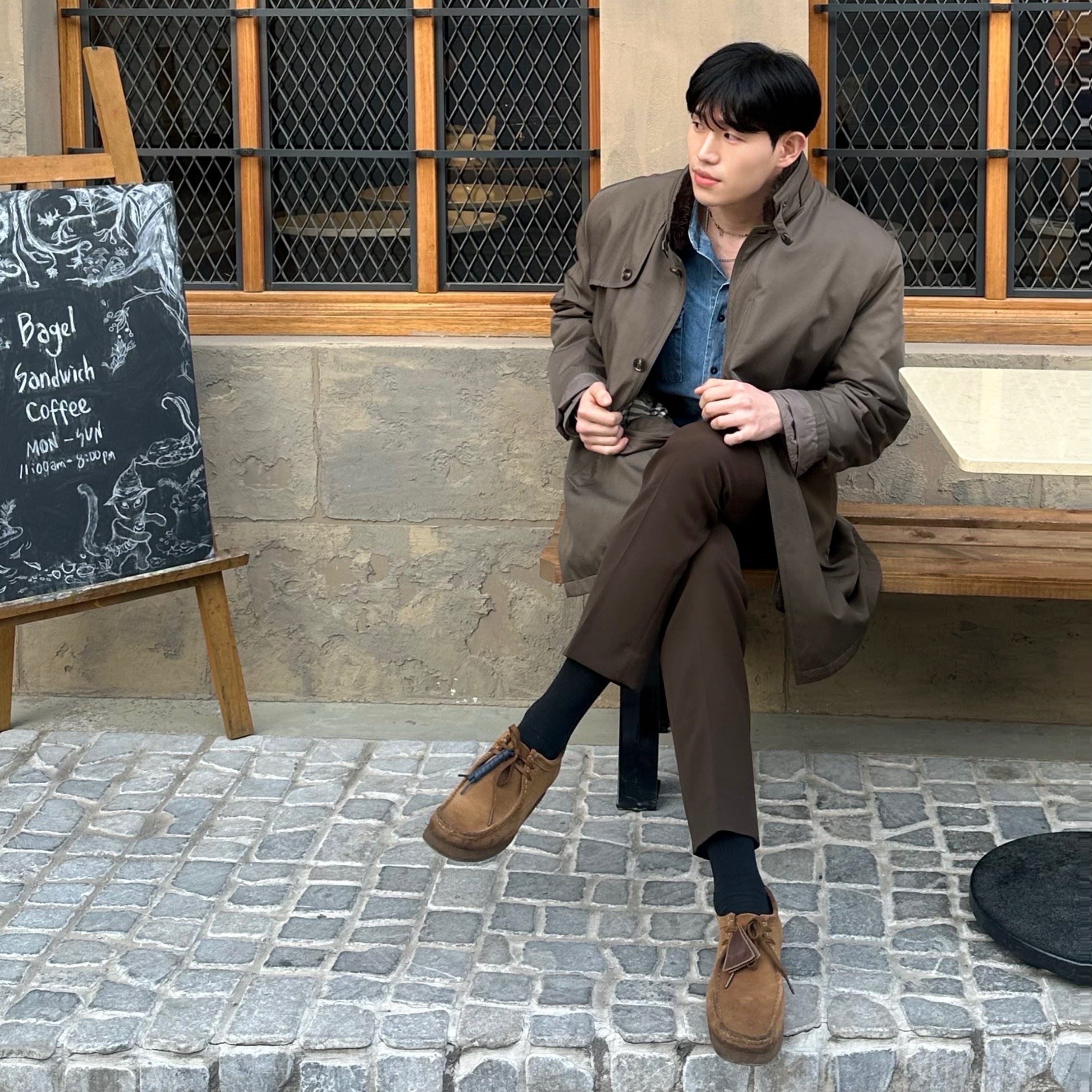 Clarks Wallabee Cola 착용 스타일