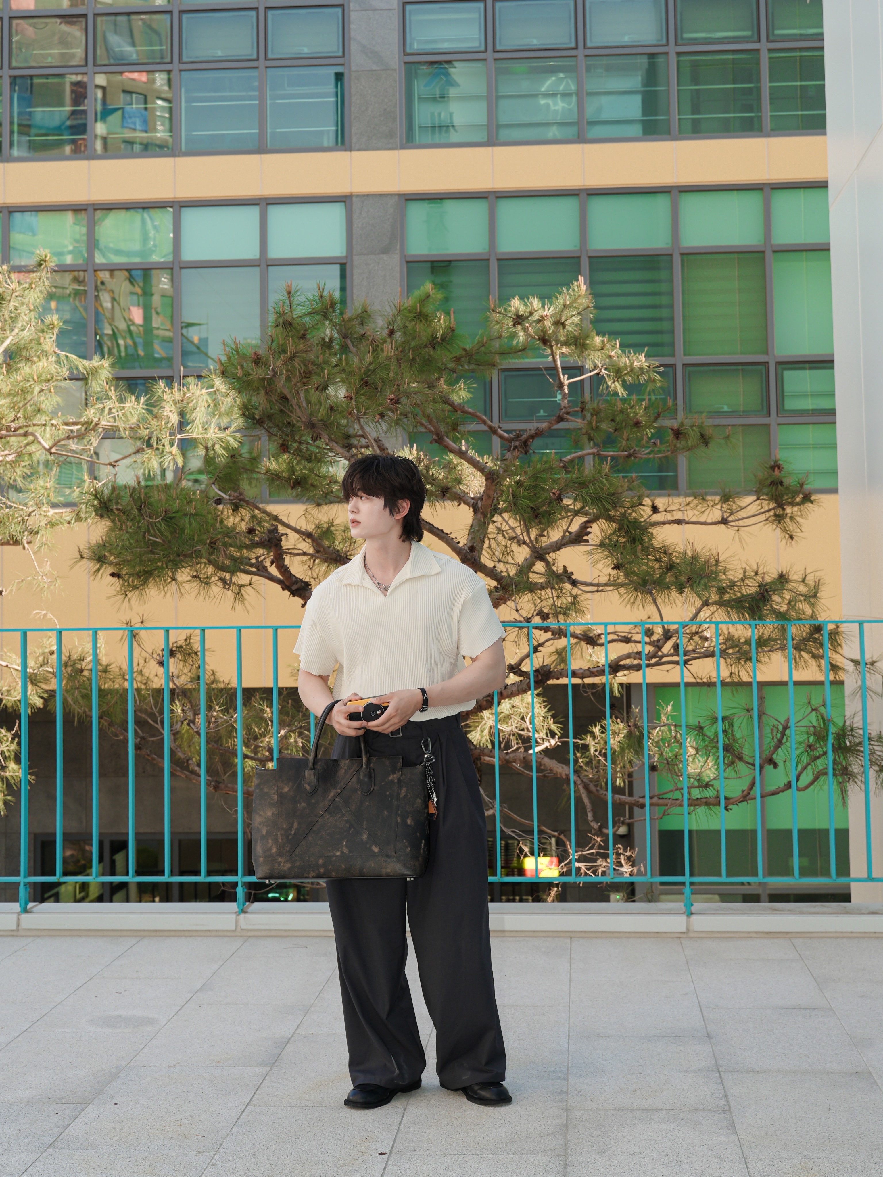 Kinchi Ovate - 500 (a) Black 착용 스타일 - 3