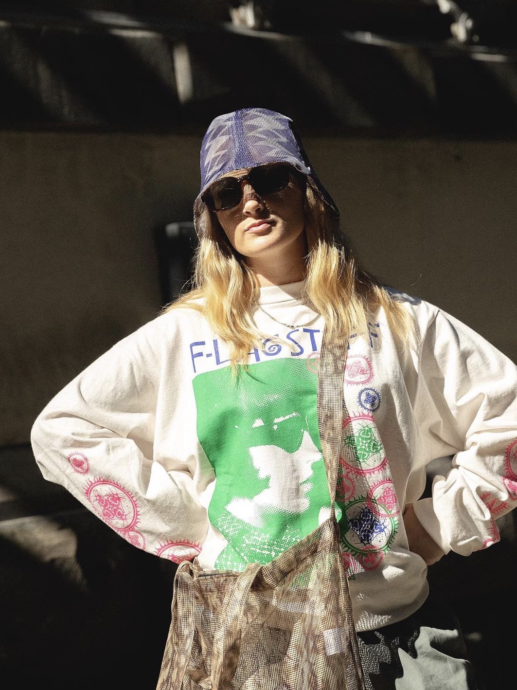 Flagstuff Hindley LS Tee White 착용 스타일 - 1