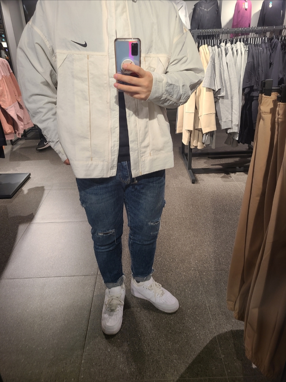 Nike Air Force 1 '07 Low White 착용 스타일