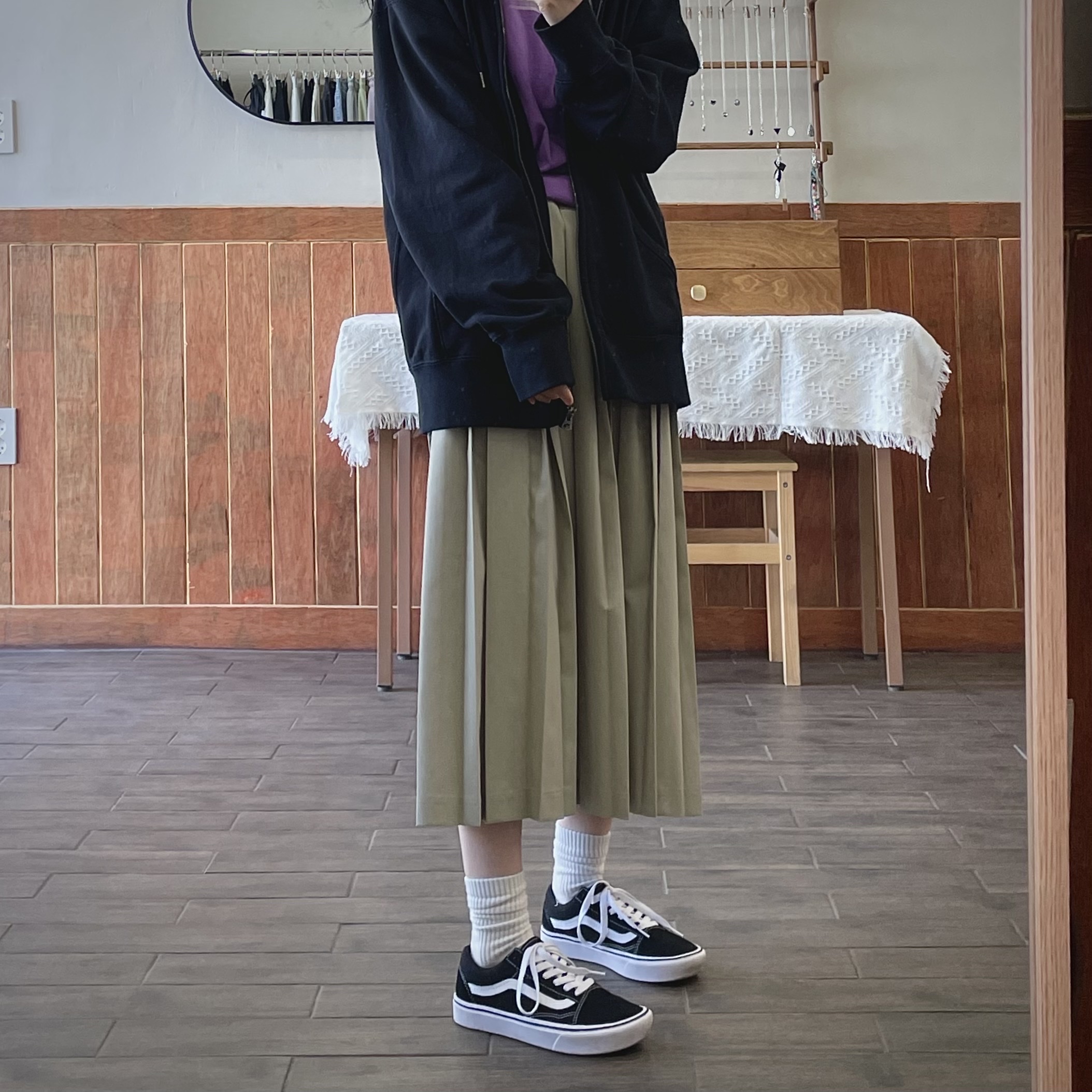Vans ComfyCush Old Skool Black True white 착용 스타일