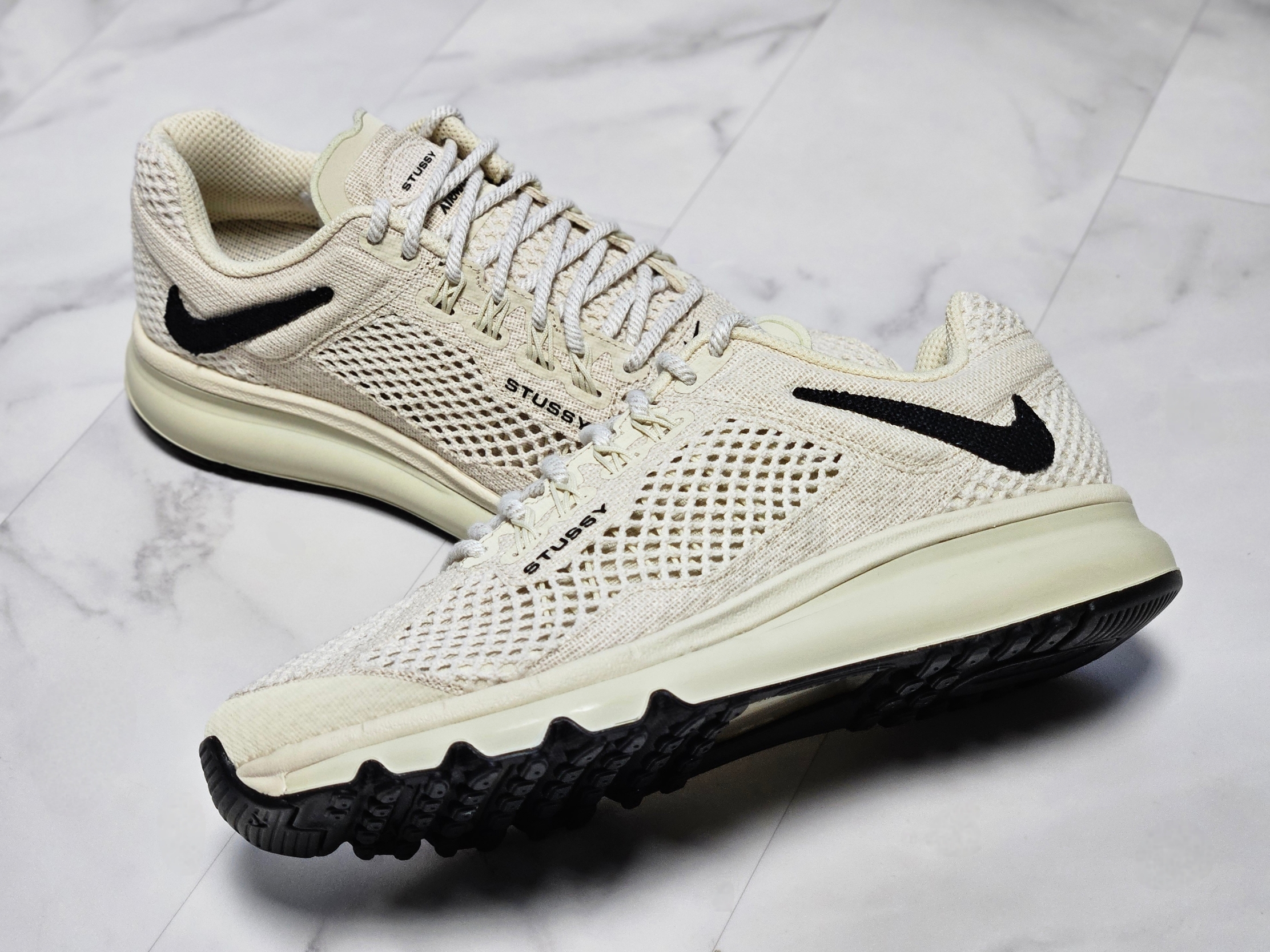 Nike x Stussy Air Max 2013 Fossil 착용 스타일 - 5
