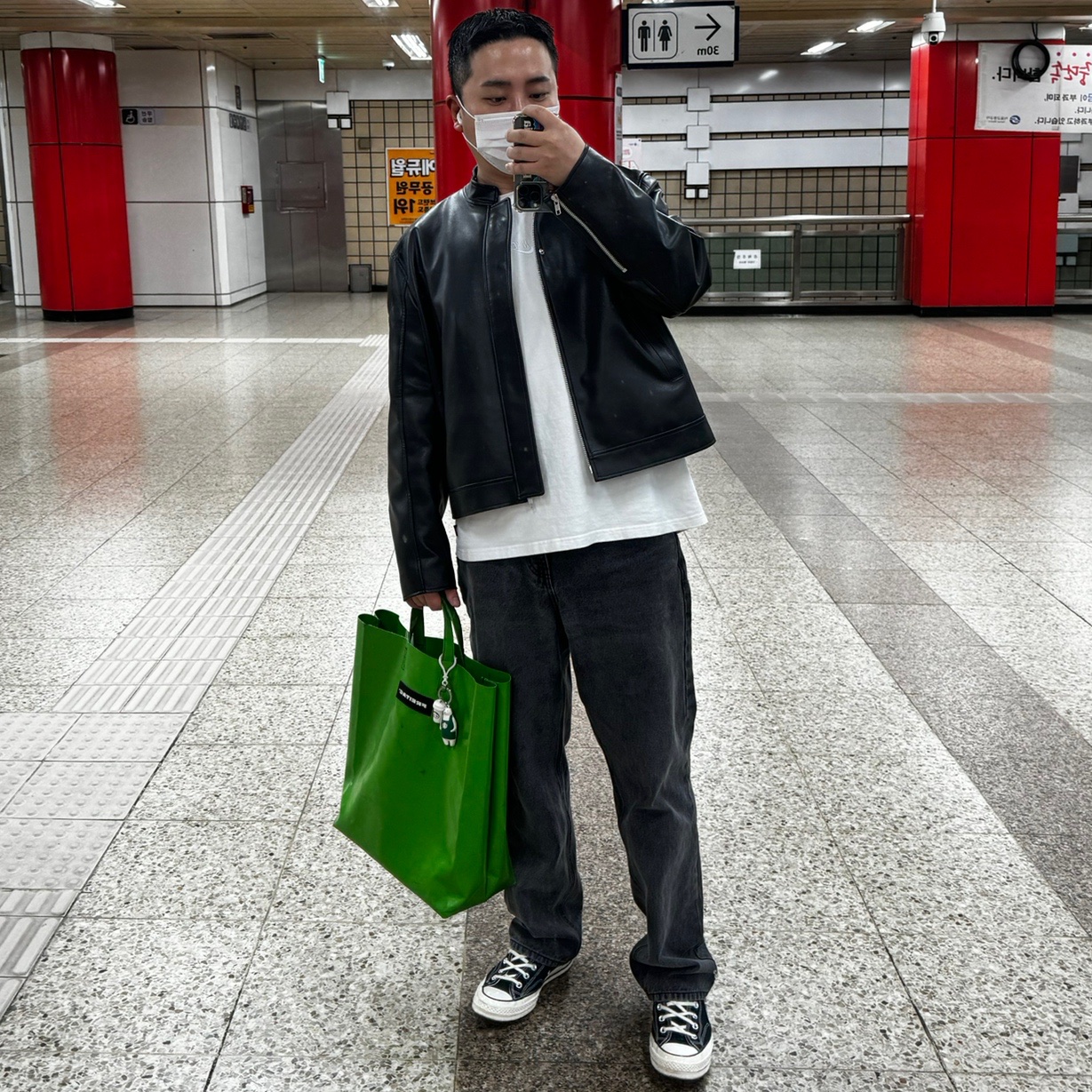 Converse Chuck 70 Ox Black - Standard 착용 스타일