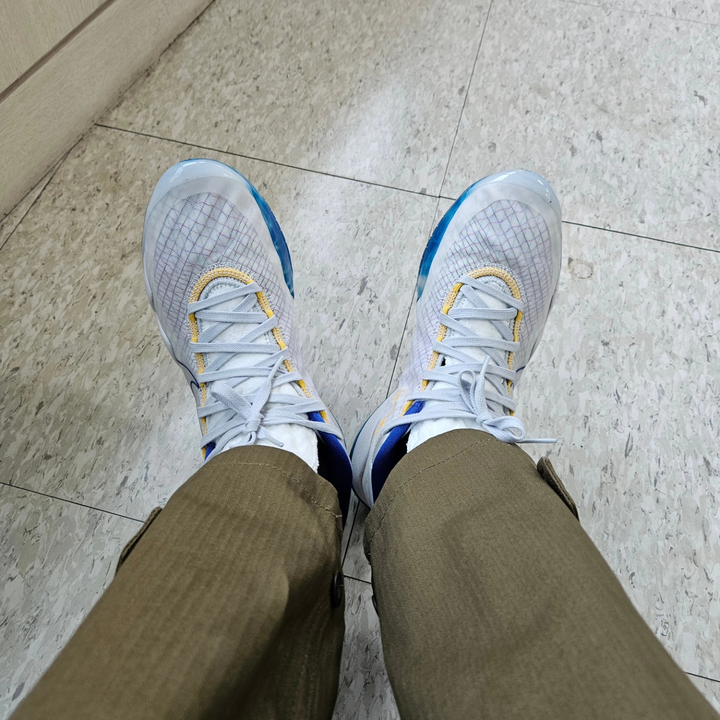 Nike Zoom KD 12 EP Warriors Home, Omega Seamaster Planet Ocean 600M Co Axial Master Chronometer Steel Black 착용 스타일 - 5