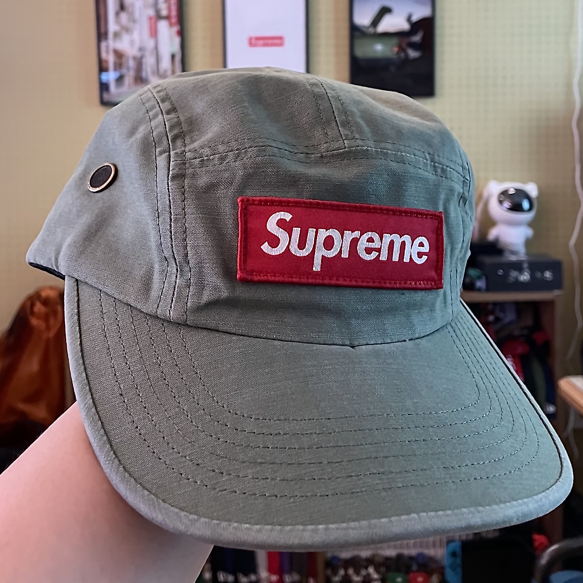 Supreme Military Camp Cap Olive - 24SS 착용 스타일