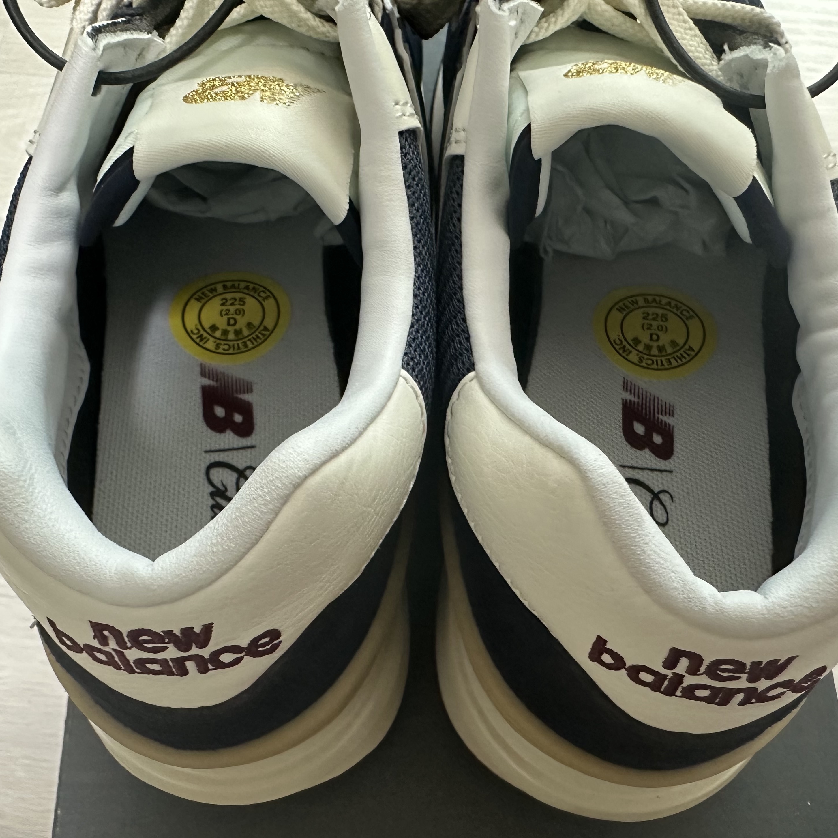 New Balance 574 Legacy Navy 착용 스타일 - 3