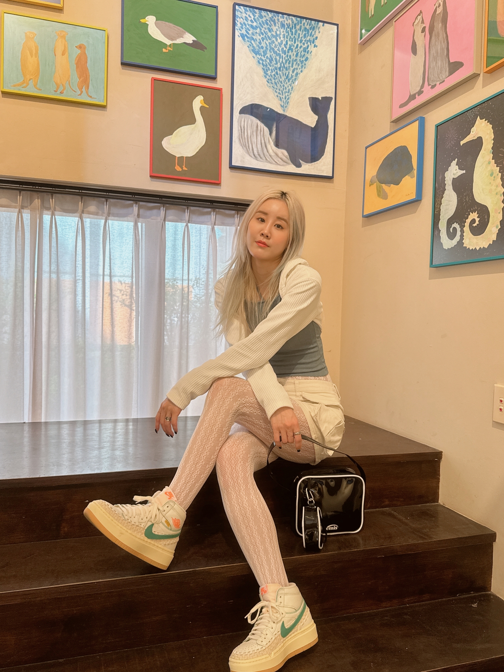 Emis Enamel Shoulder Bag With Coin Purse Set Black, (W) Jordan 1 x Bephies Beauty Supply x Union Elevate High SP Summer  '96 착용 스타일 - 1