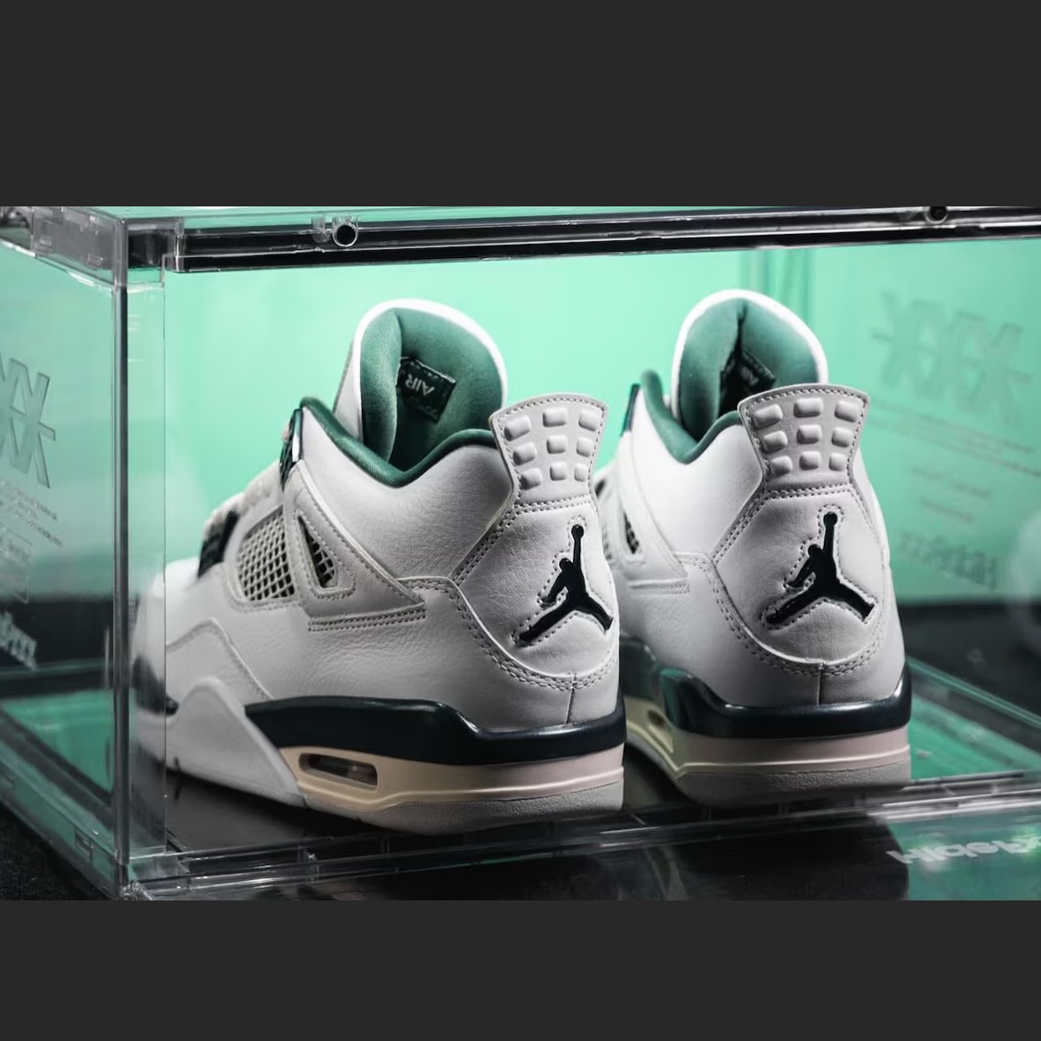 Jordan 4 Retro Oxidized Green 착용 스타일 - 4