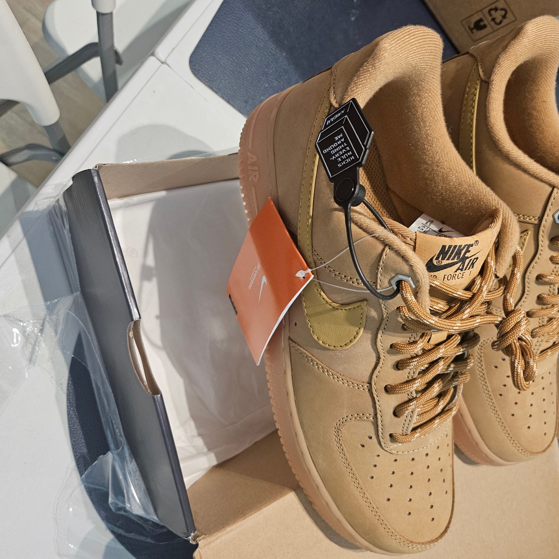 Nike Air Force 1 '07 WB Flax 착용 스타일 - 3