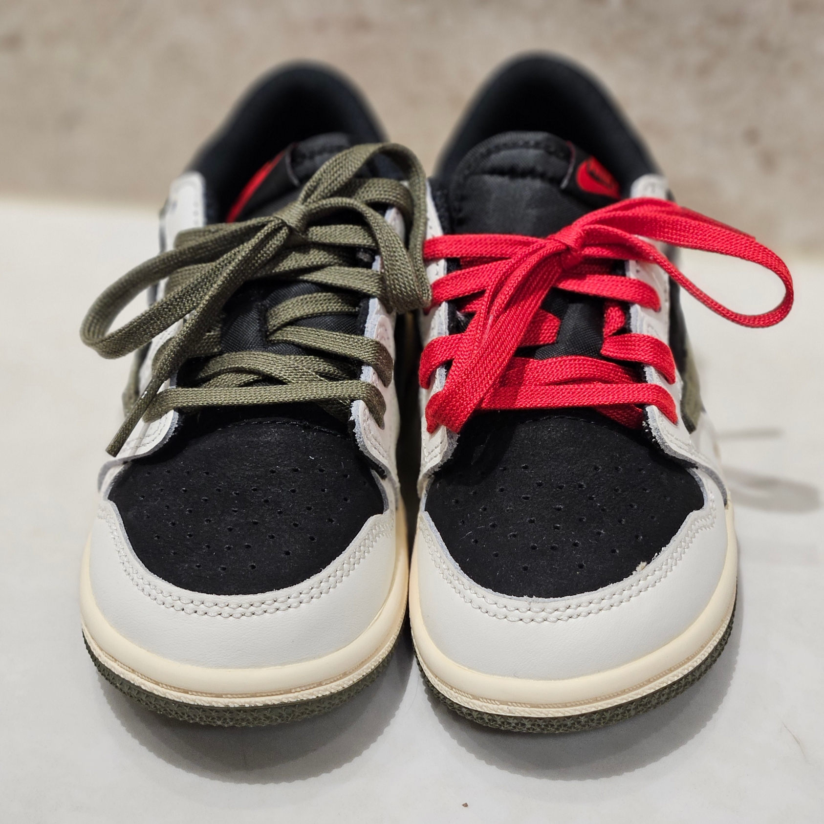 (TD) Jordan 1 x Travis Scott Retro Low OG SP Medium Olive 착용 스타일 - 4