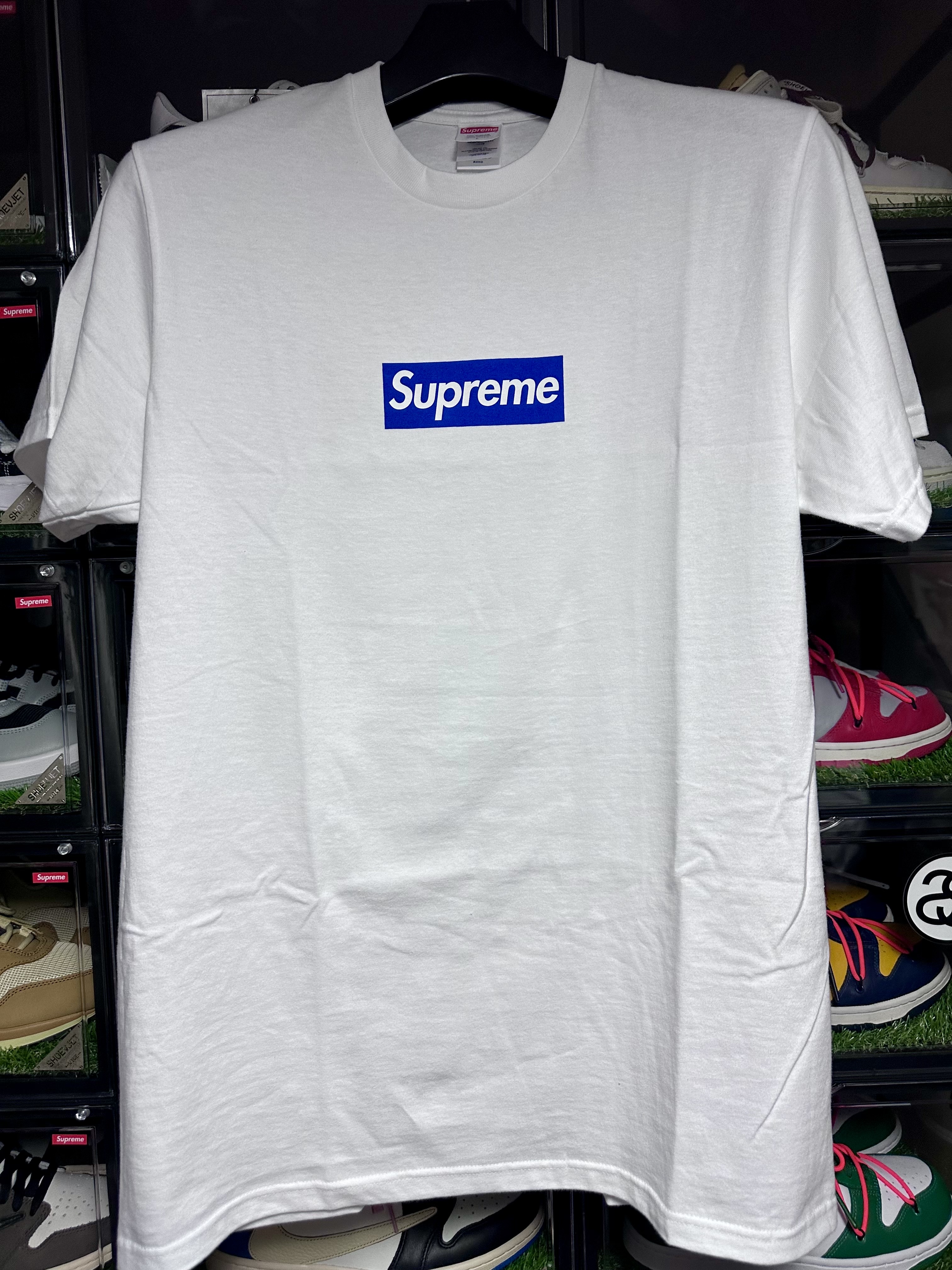 Supreme Seoul Box Logo T-Shirt White - 23FW 착용 스타일 - 1