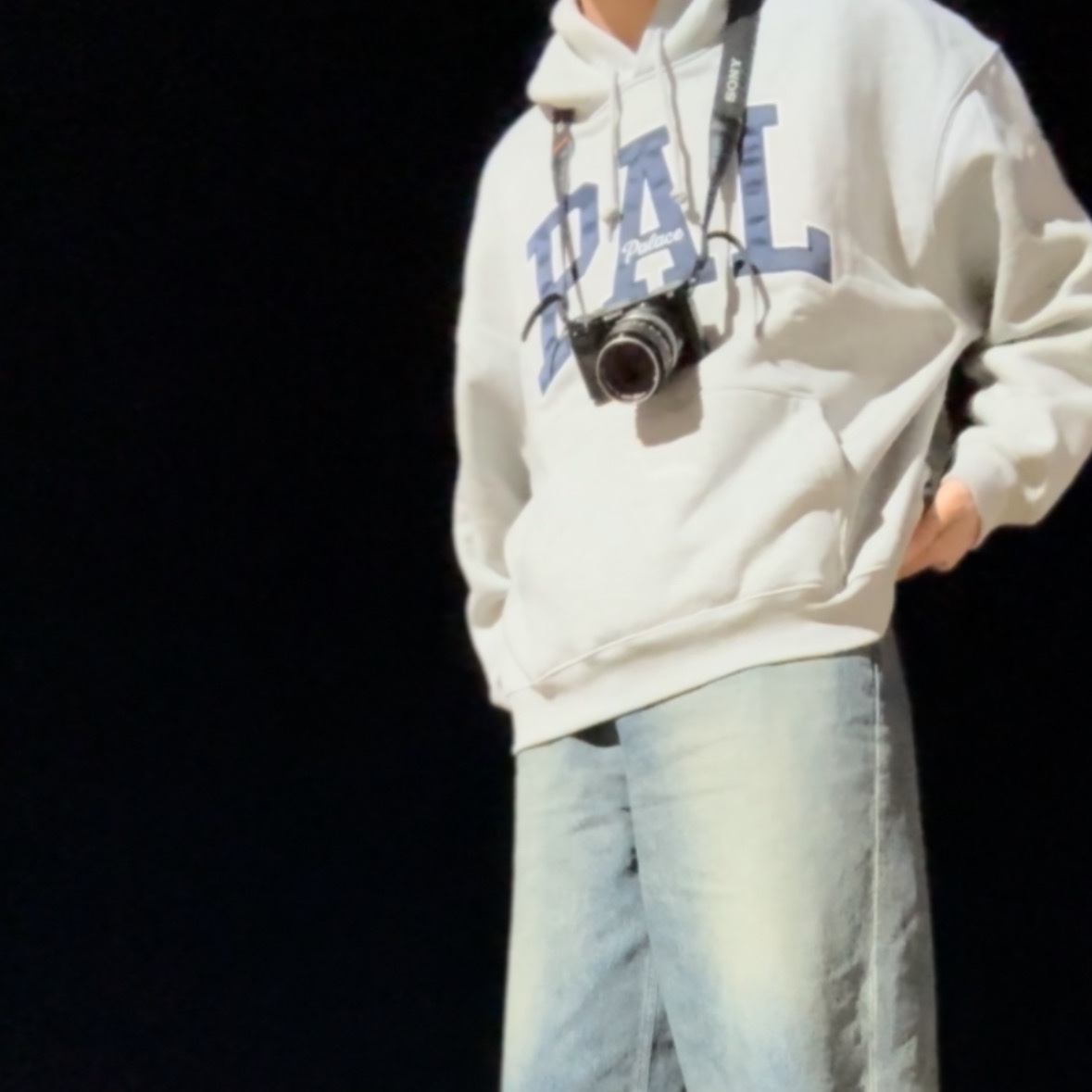 Palace x Gap Hood Grey - 24SS 착용 스타일