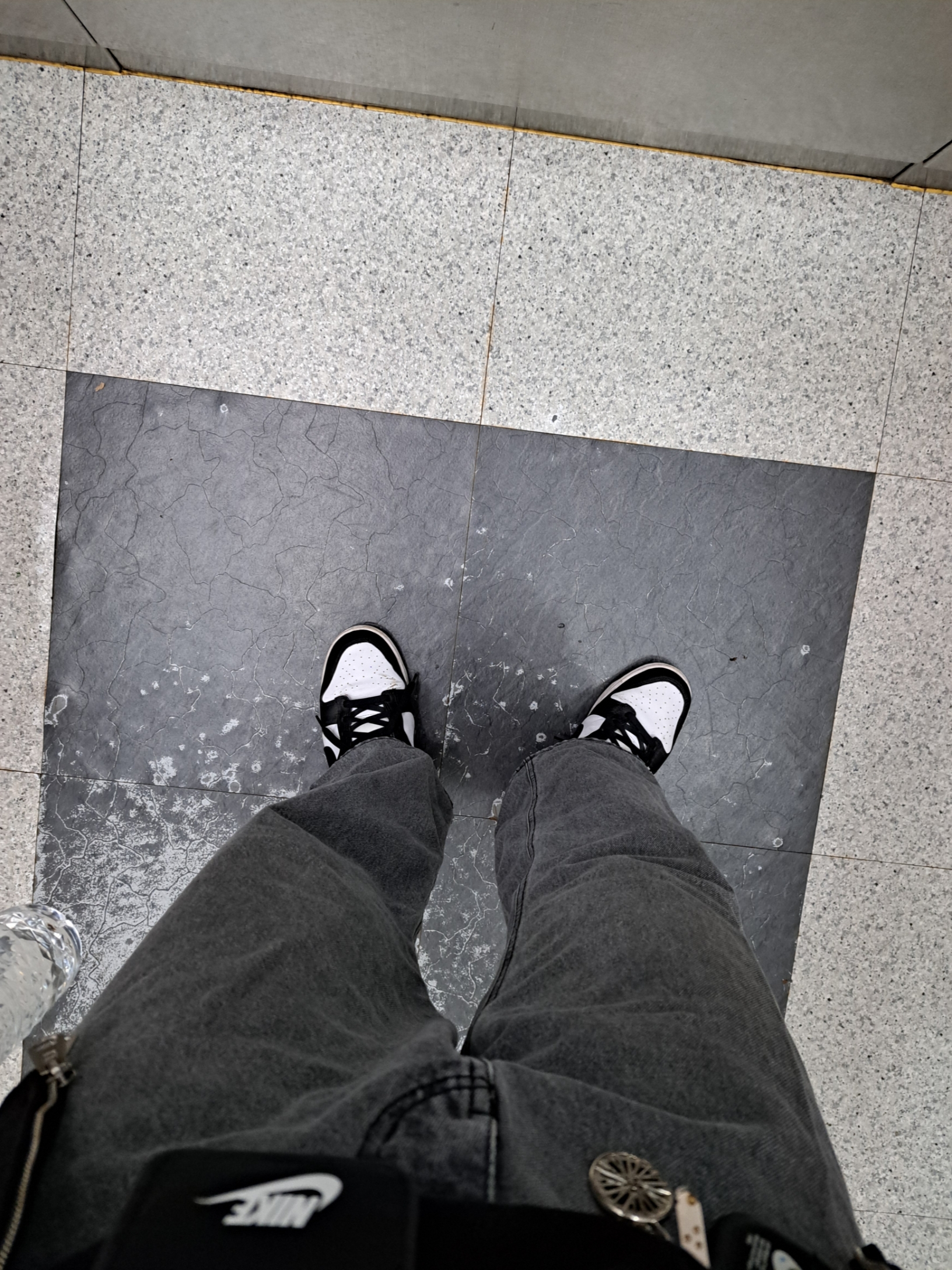Nike Dunk Low Retro Black 착용 스타일