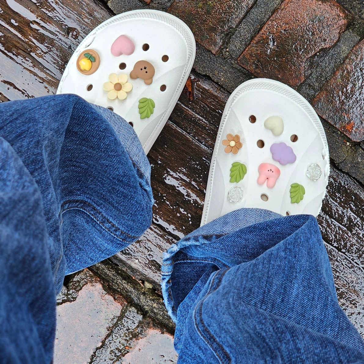 (W) Crocs Baya Platform Clog White 착용 스타일 - 1