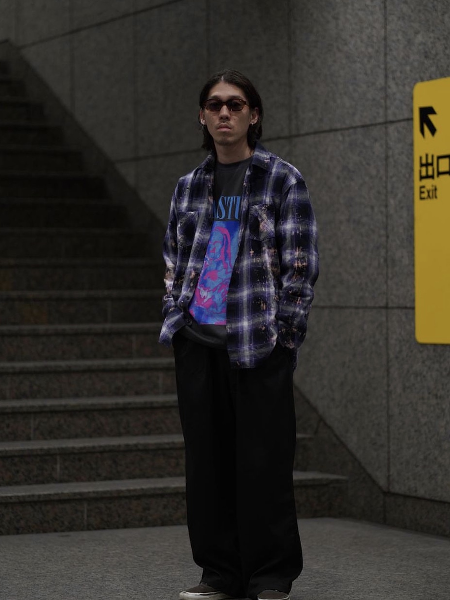 Flagstuff Mutt LS Tee Black 착용 스타일 - 1