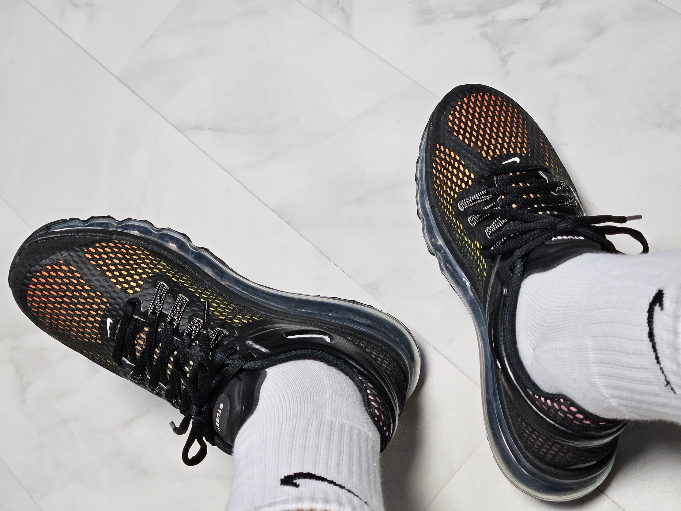 Nike x Stussy Air Max 2013 Black 착용 스타일 - 4